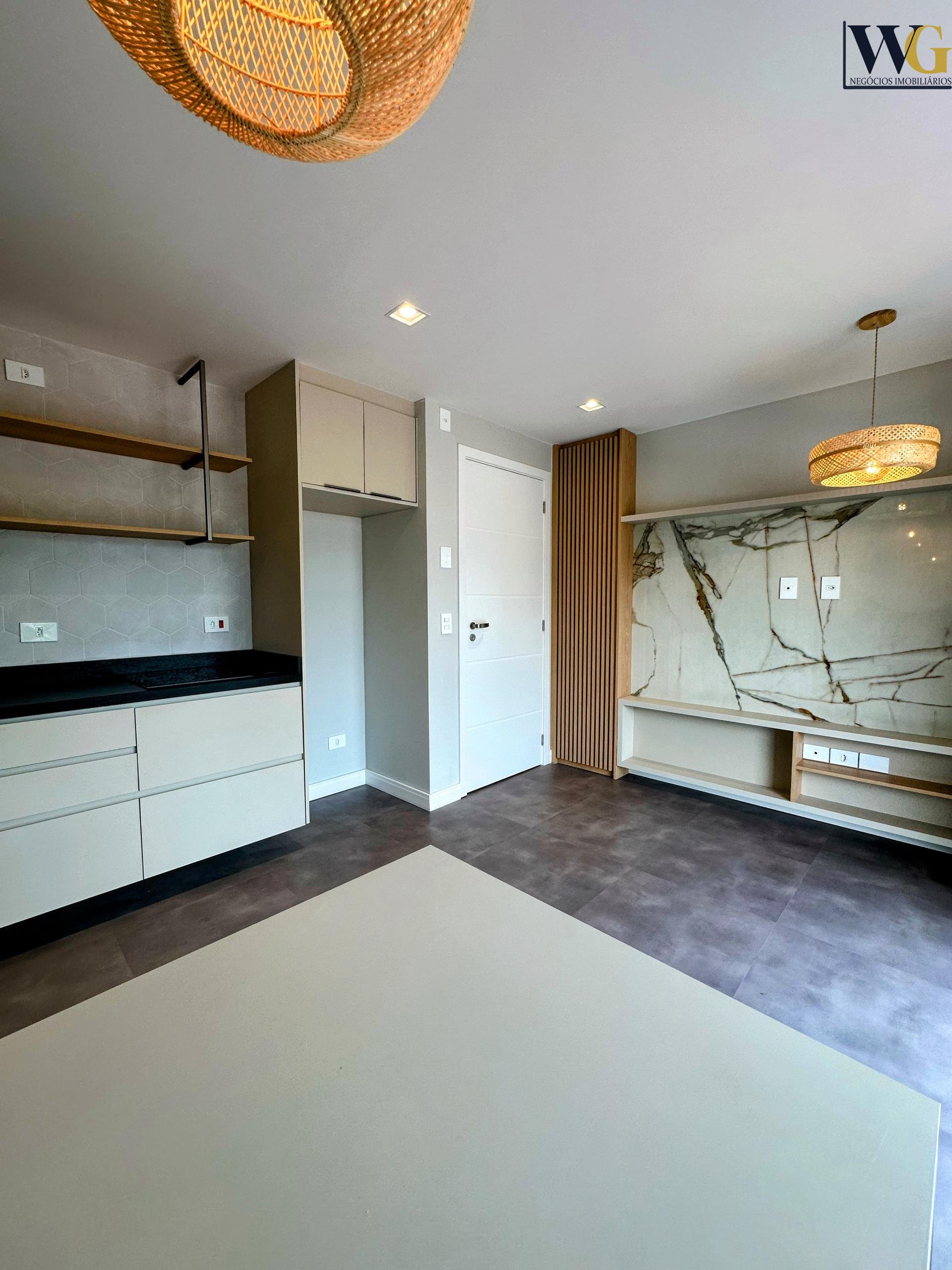 Studios na Vila Izabel, metragem diferenciada e sacada ampla c...