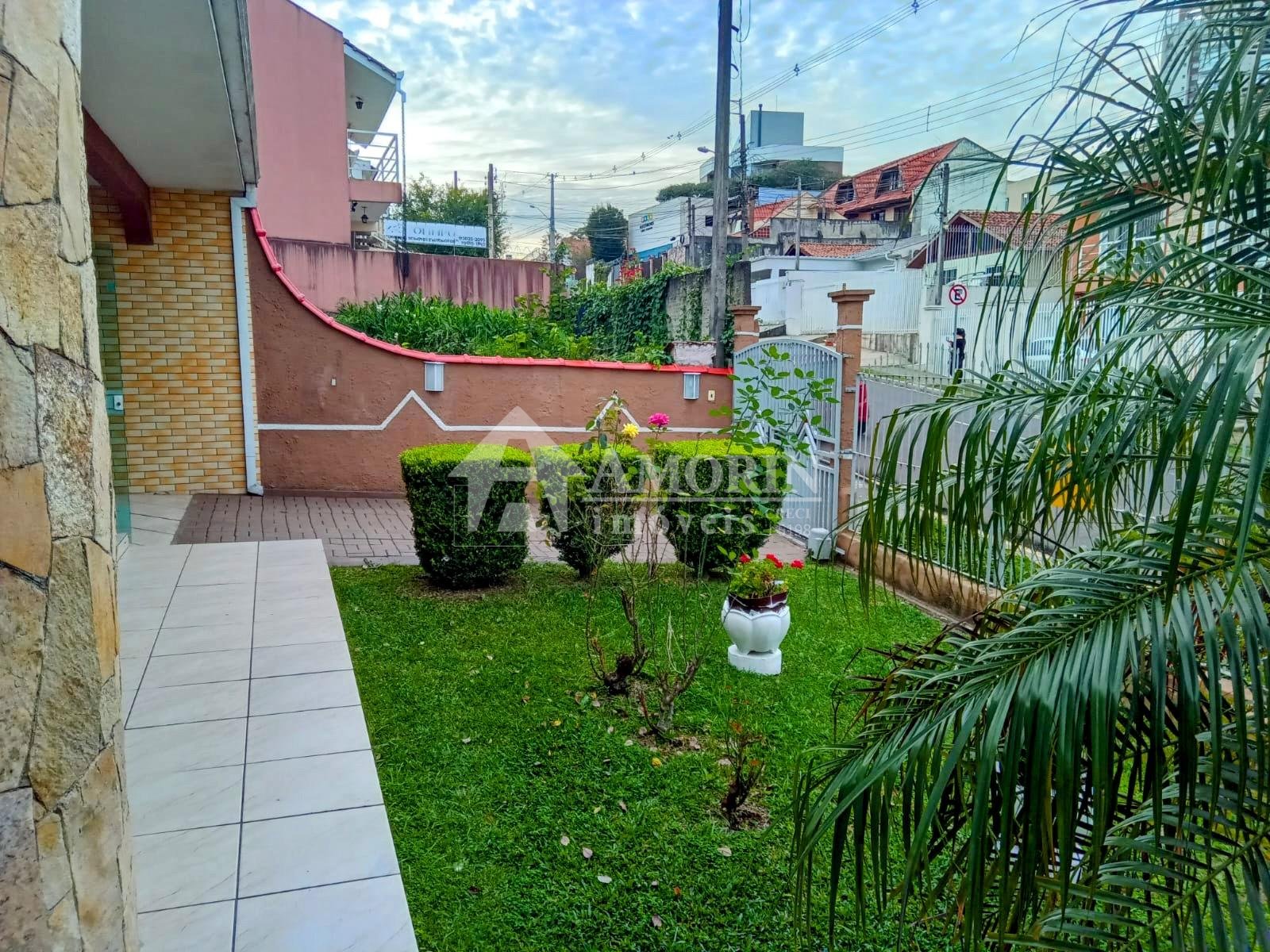 Residência Térrea no Portão a 100 metros da Arthur Bernardes