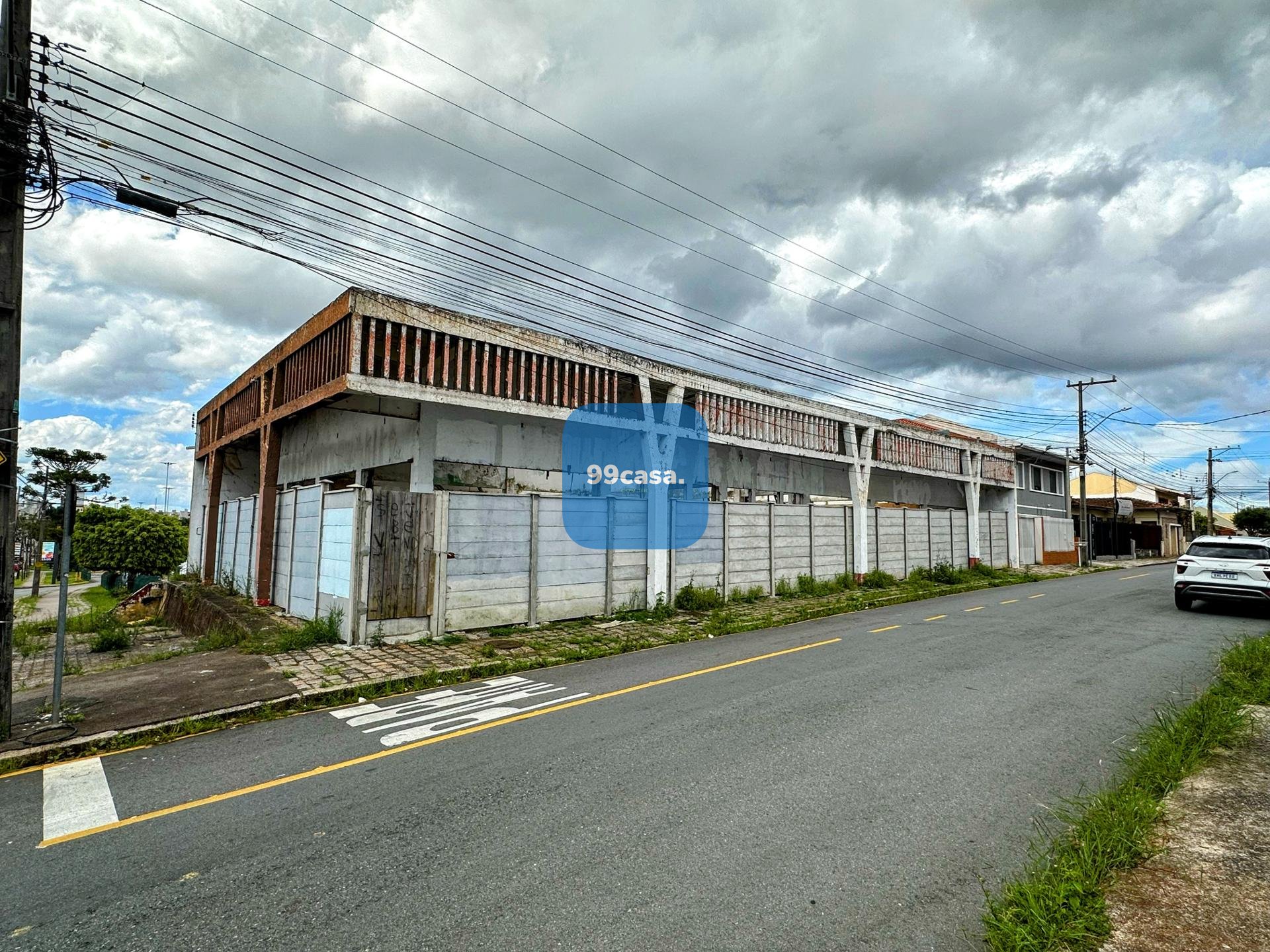 Imóvel Comercial de Esquina ao Lado do Carrefour Parolin