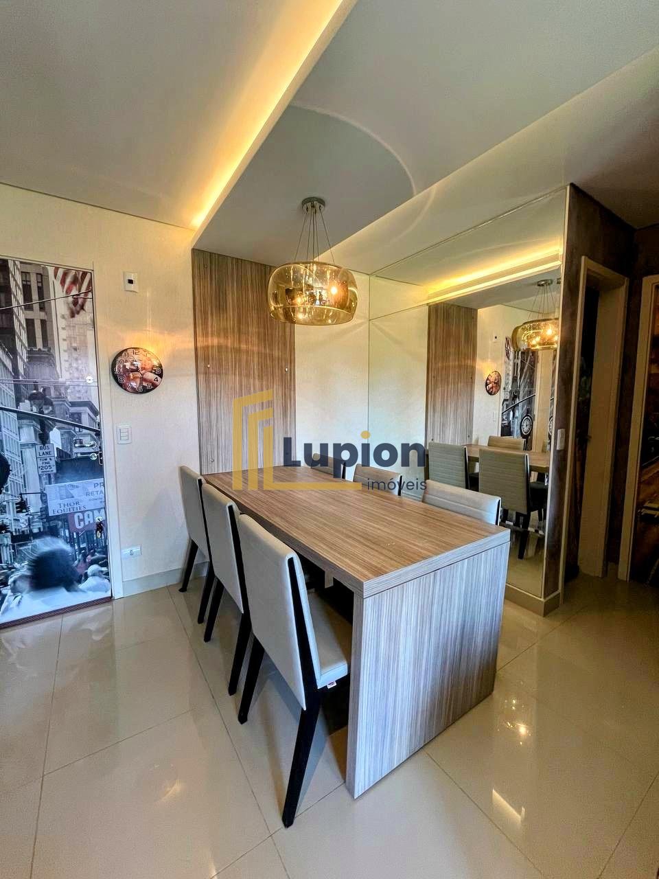 Charmoso Apartamento no Condomínio Plaza Sprada, Porteira Fech...