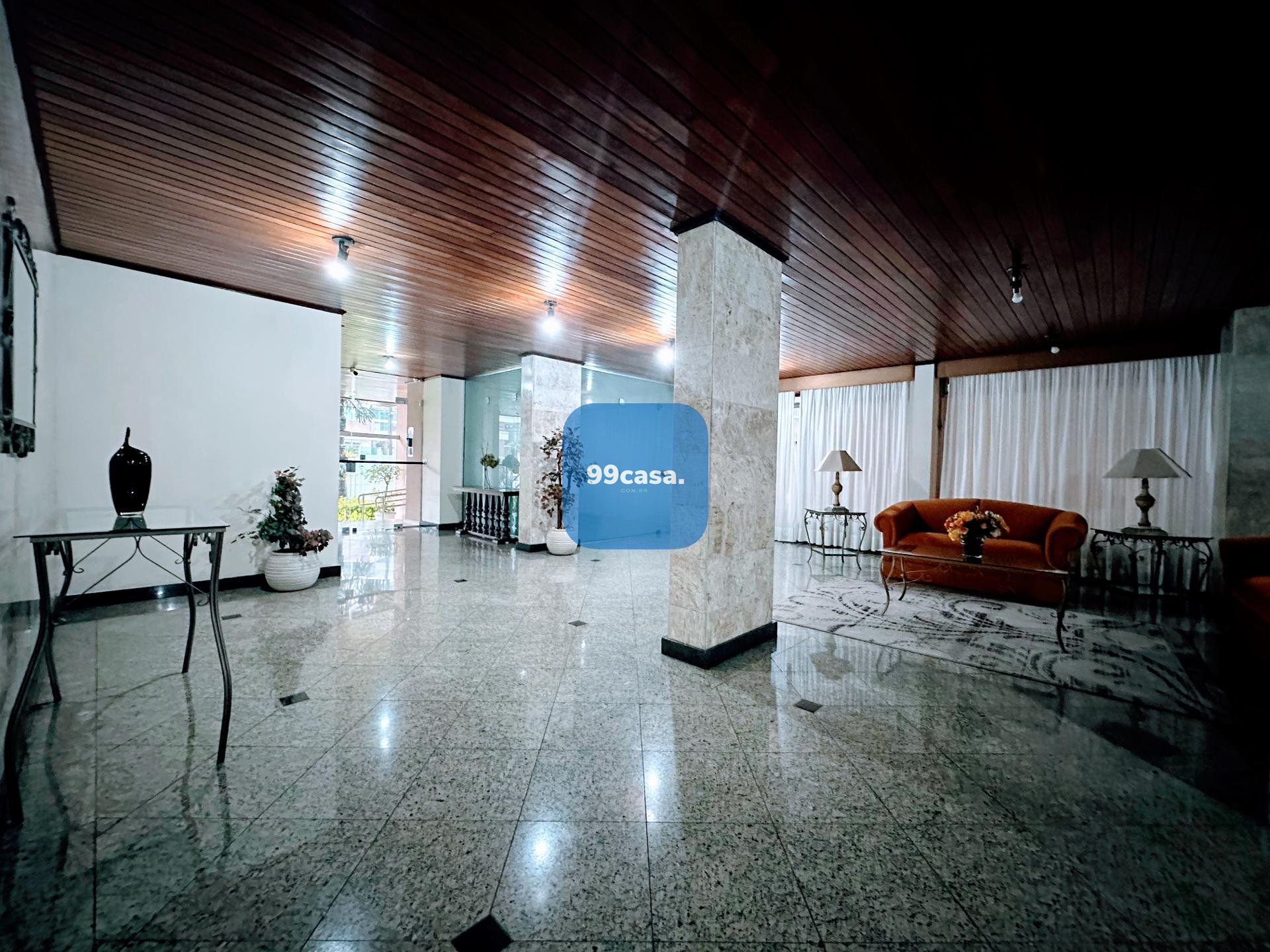 Amplo Apartamento com 125,96 m  privativos no Bigorrilho   