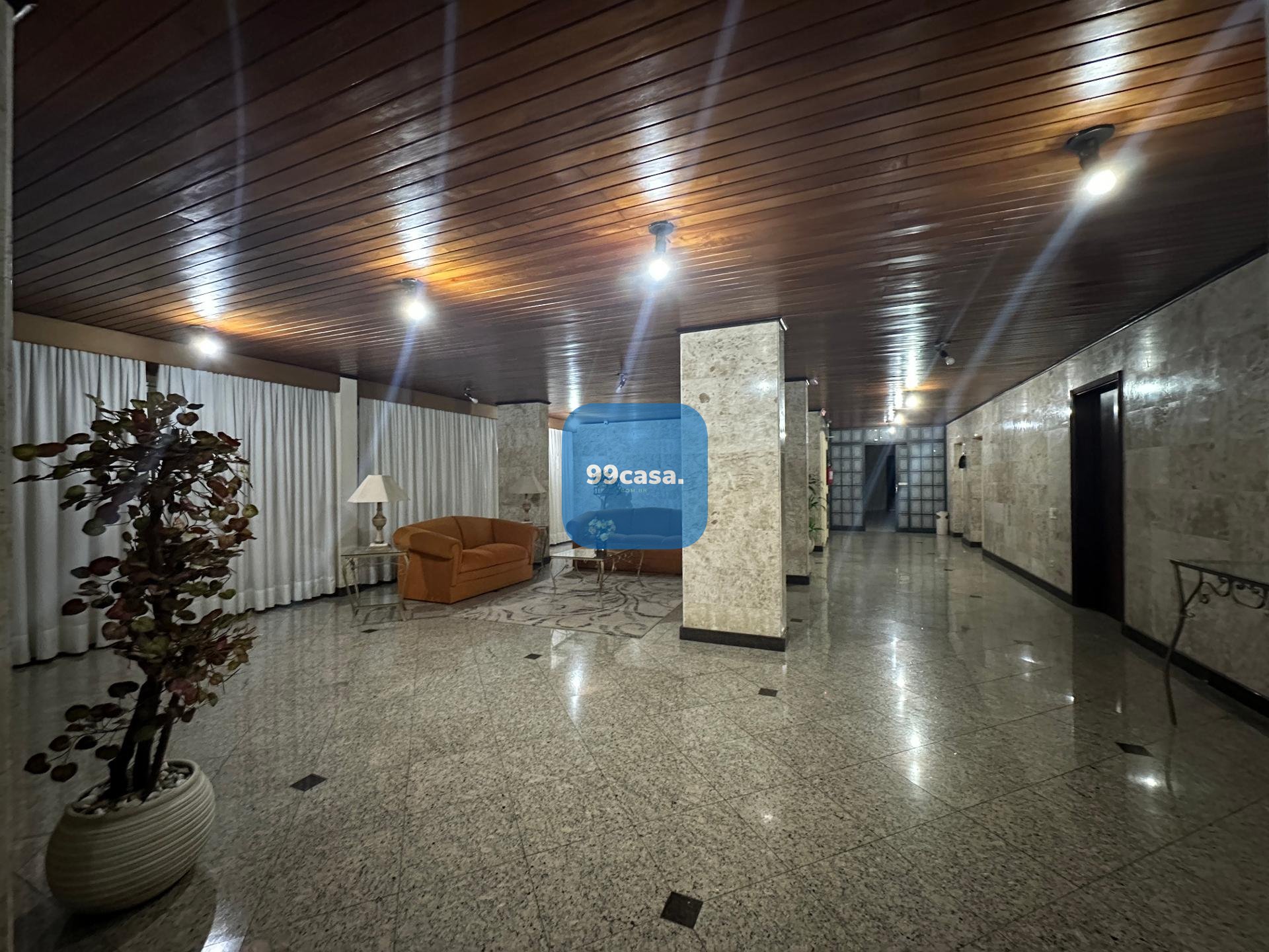 Amplo Apartamento com 125,96 m  privativos no Bigorrilho   