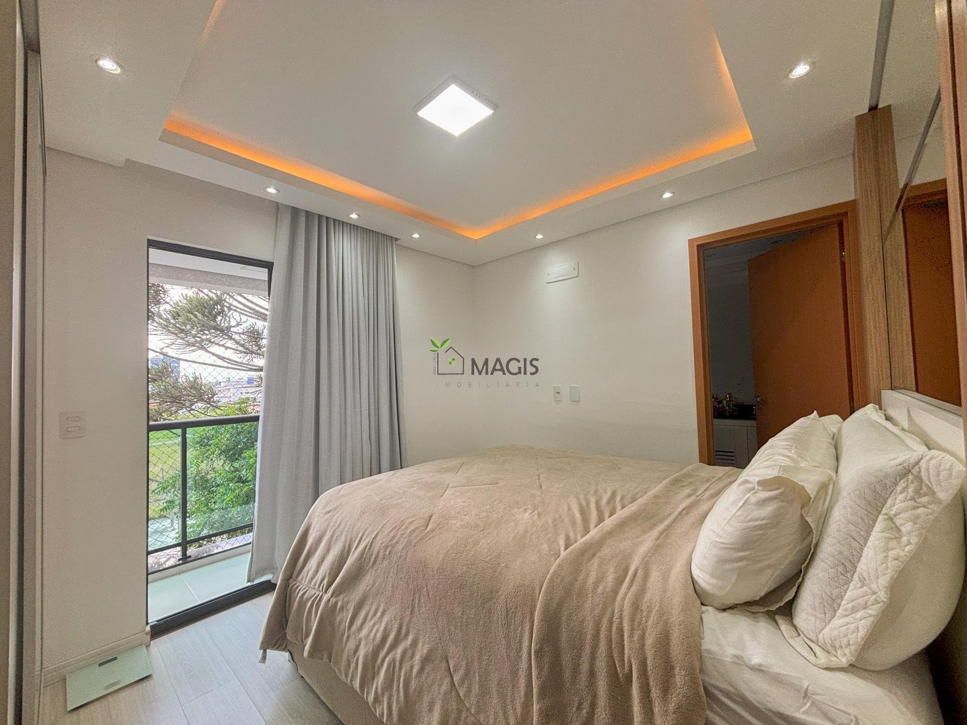 Apartamento mobiliado à venda, Jardim Pinhais, PINHAIS - PR