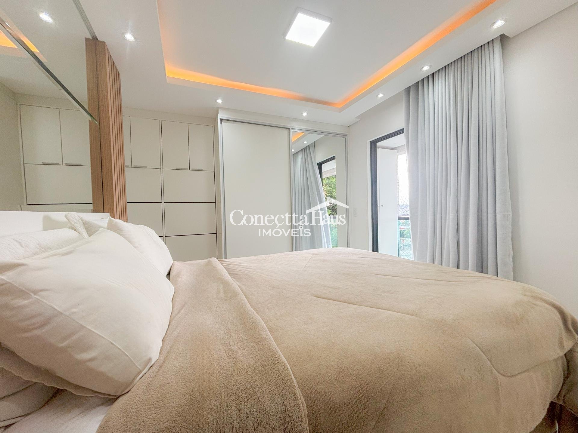 Apartamento mobiliado à venda, Jardim Pinhais, PINHAIS - PR