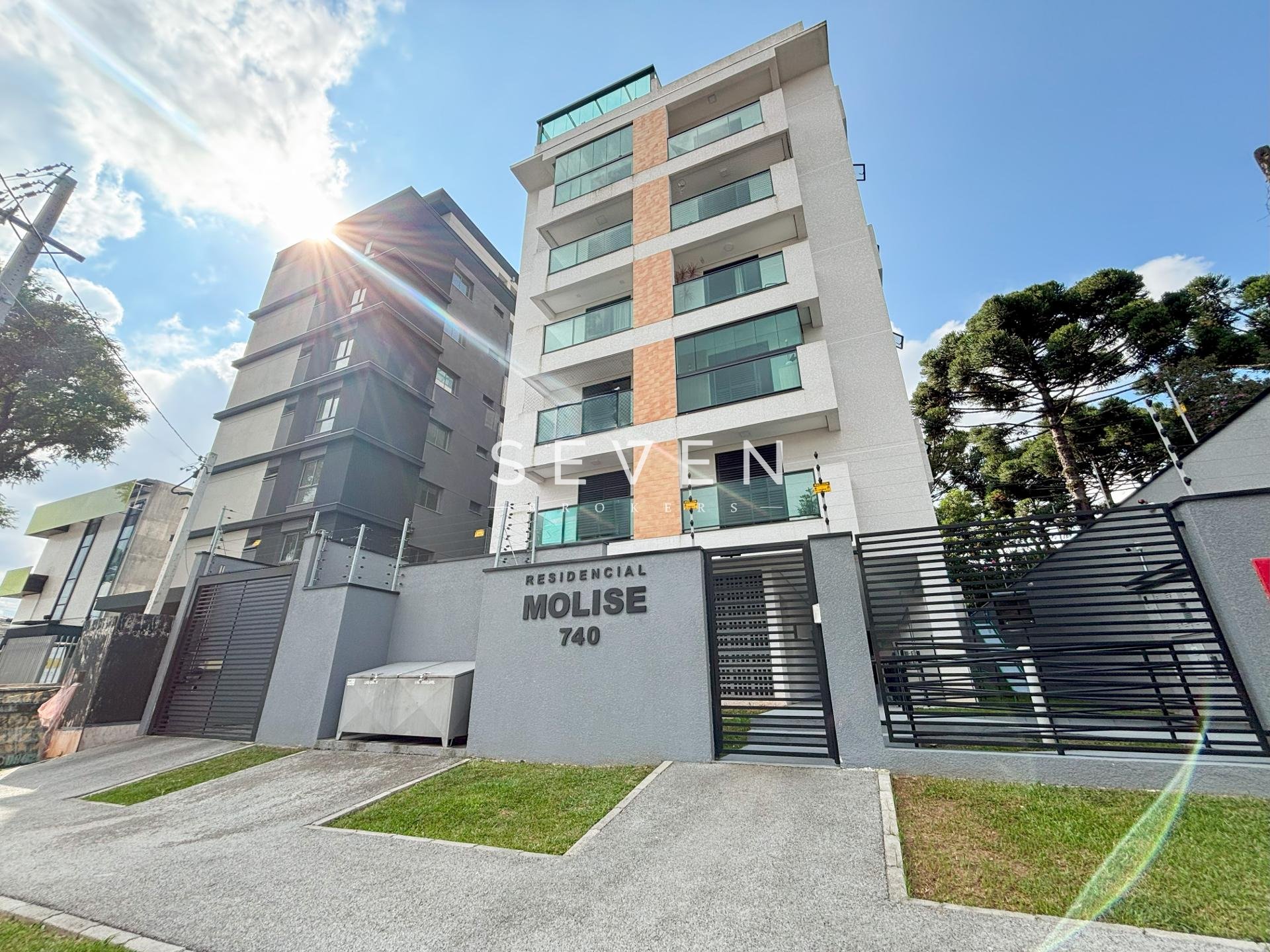 Apartamento mobiliado à venda, Jardim Pinhais, PINHAIS - PR
