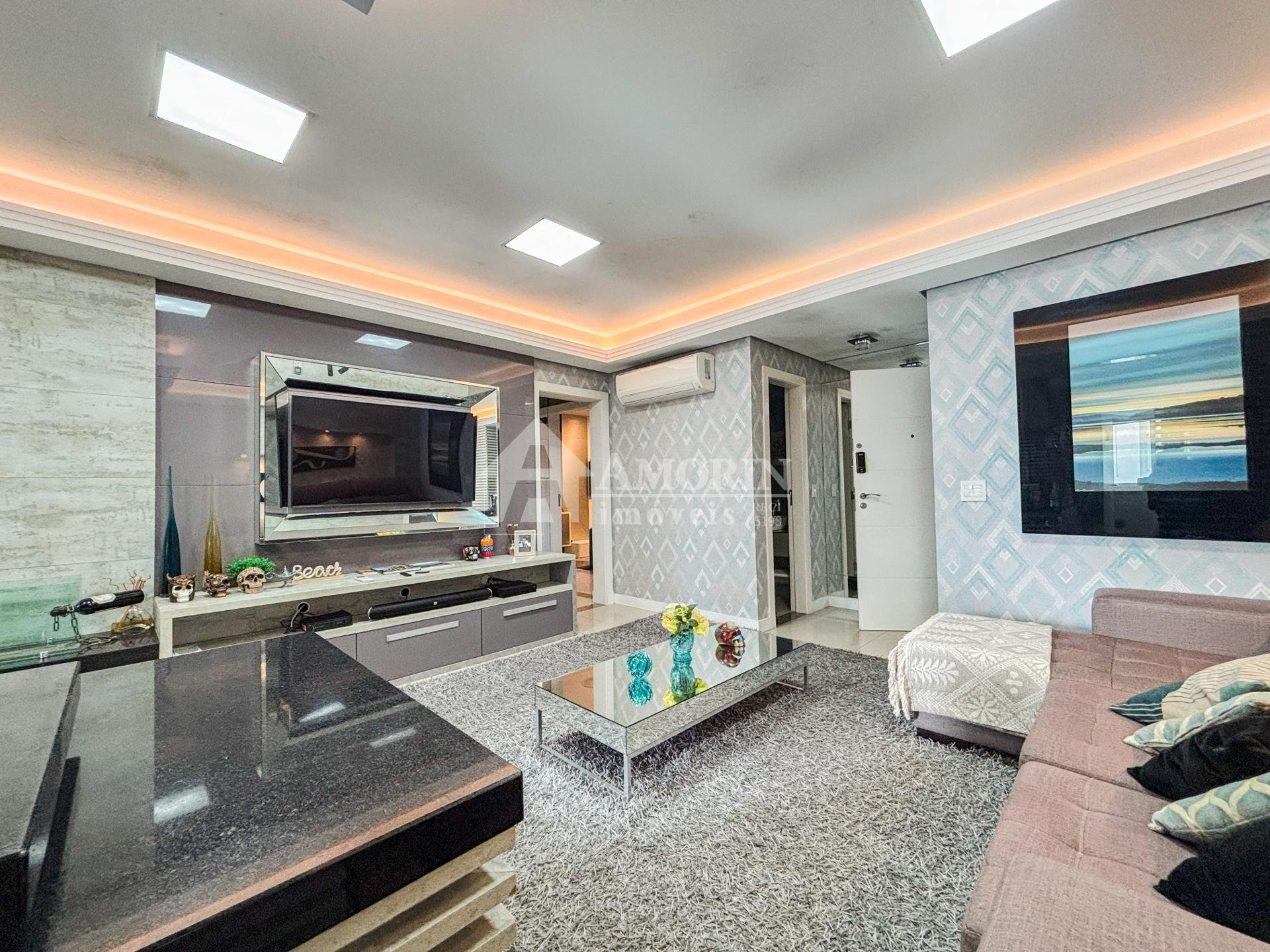 Exclusividade e Luxo  Apartamento Porteira Fechada em Balneári...