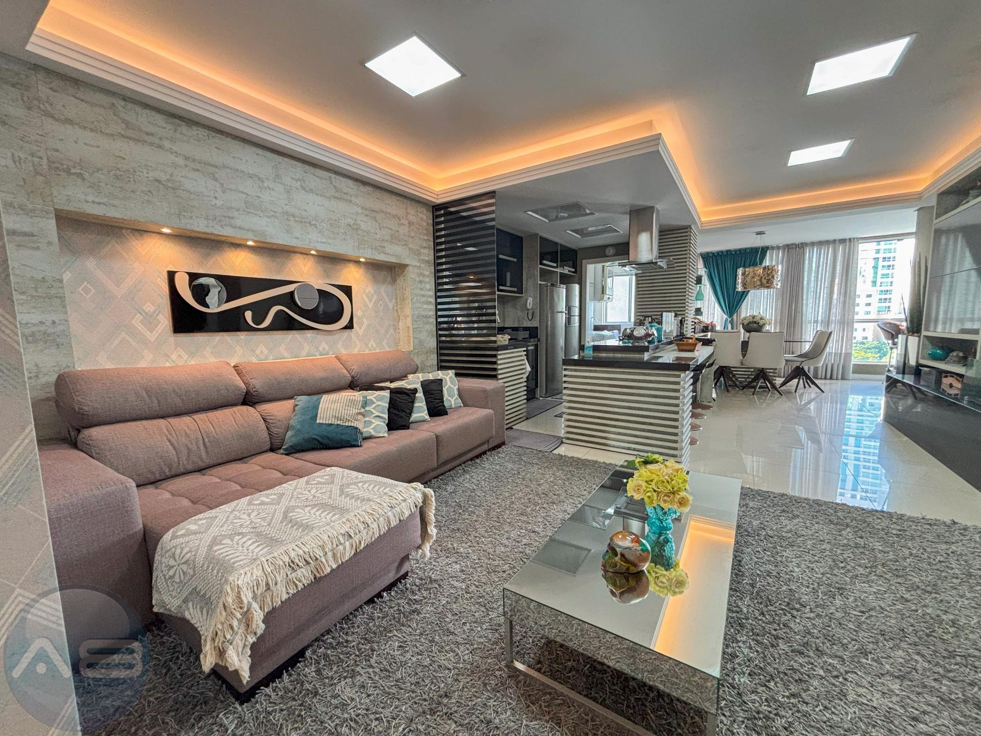 Exclusividade e Luxo  Apartamento Porteira Fechada em Balneári...