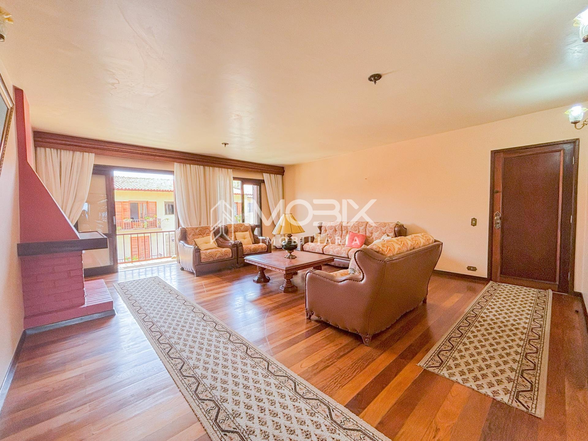 Apartamento com Lareira e Suíte no Tarumã | 166 m  com Varanda...