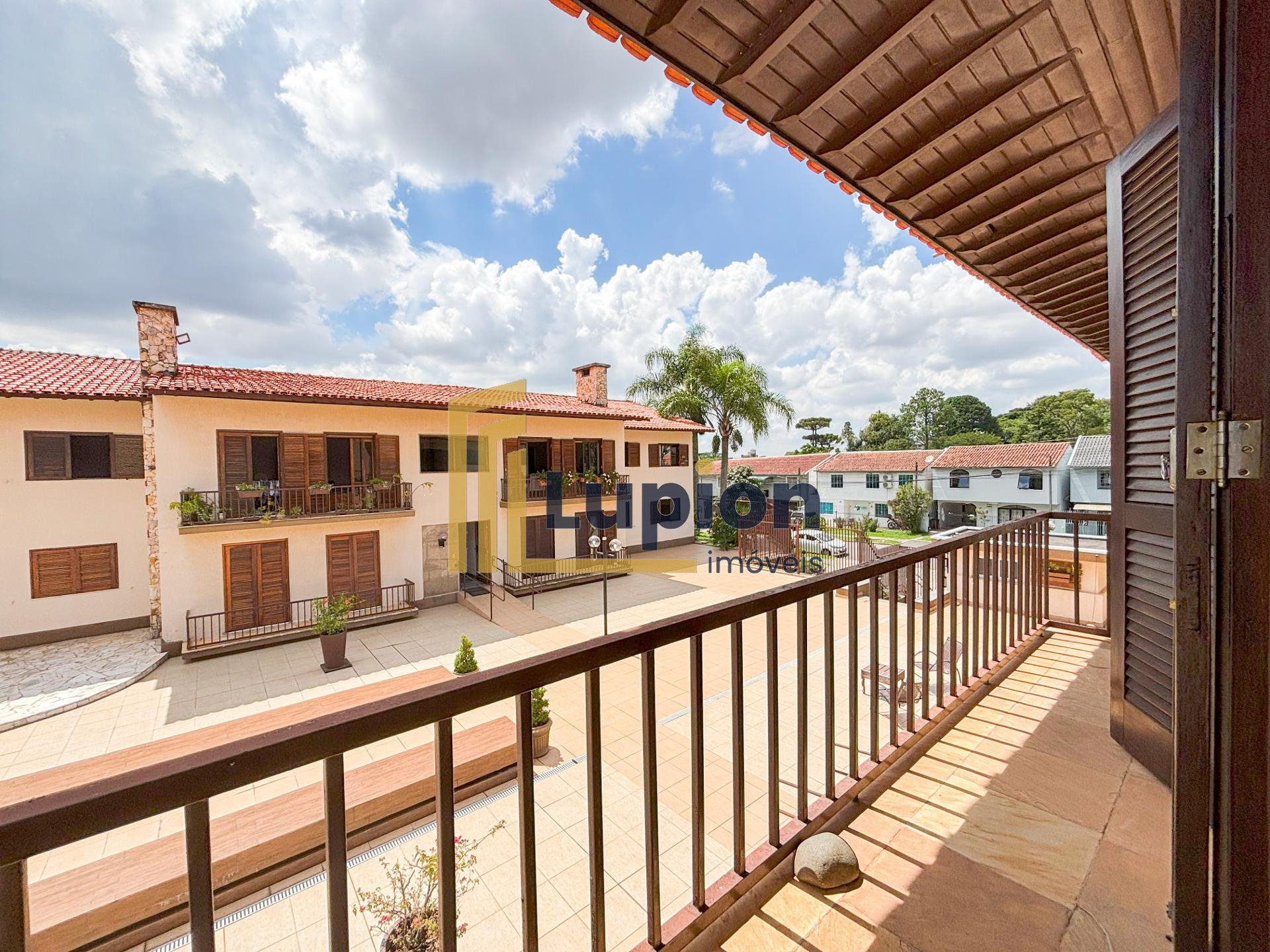 Apartamento com Lareira e Suíte no Tarumã | 166 m  com Varanda...