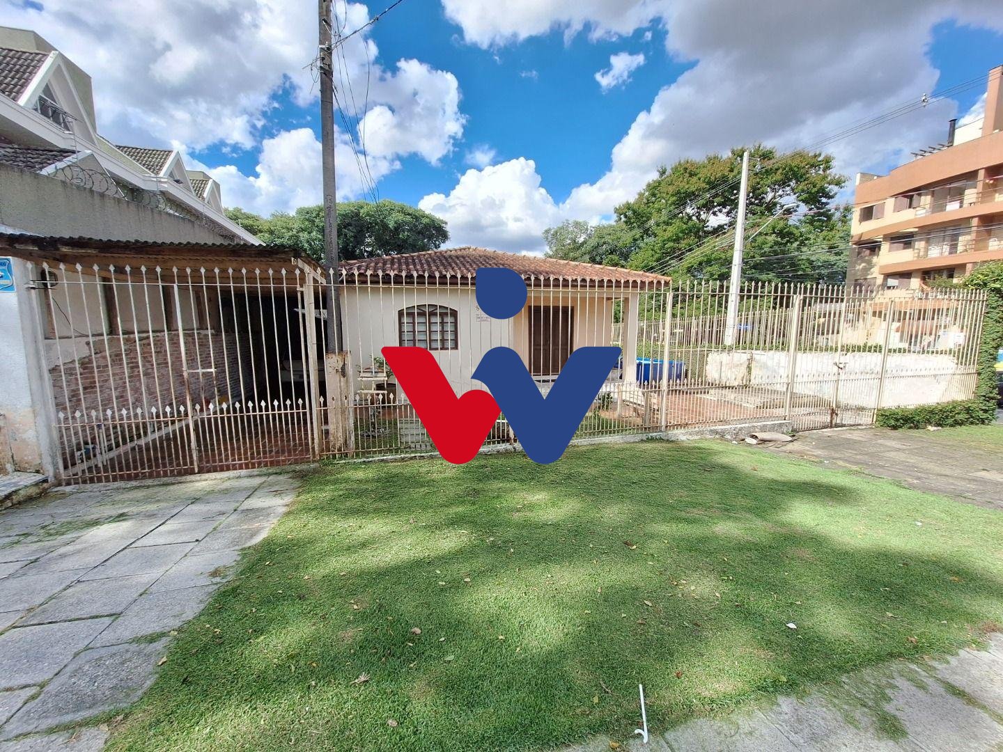 Terreno de Esquina à Venda no Água Verde  416 m  em Localizaç...