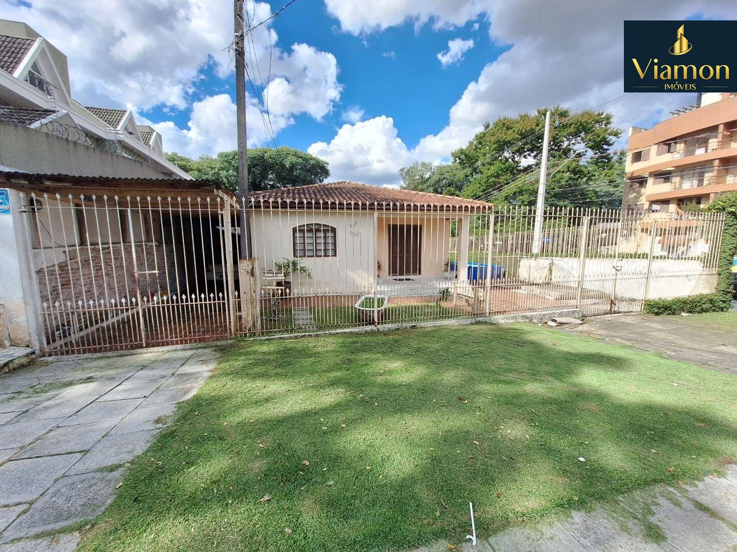 Terreno de Esquina à Venda no Água Verde  416 m  em Localizaç...