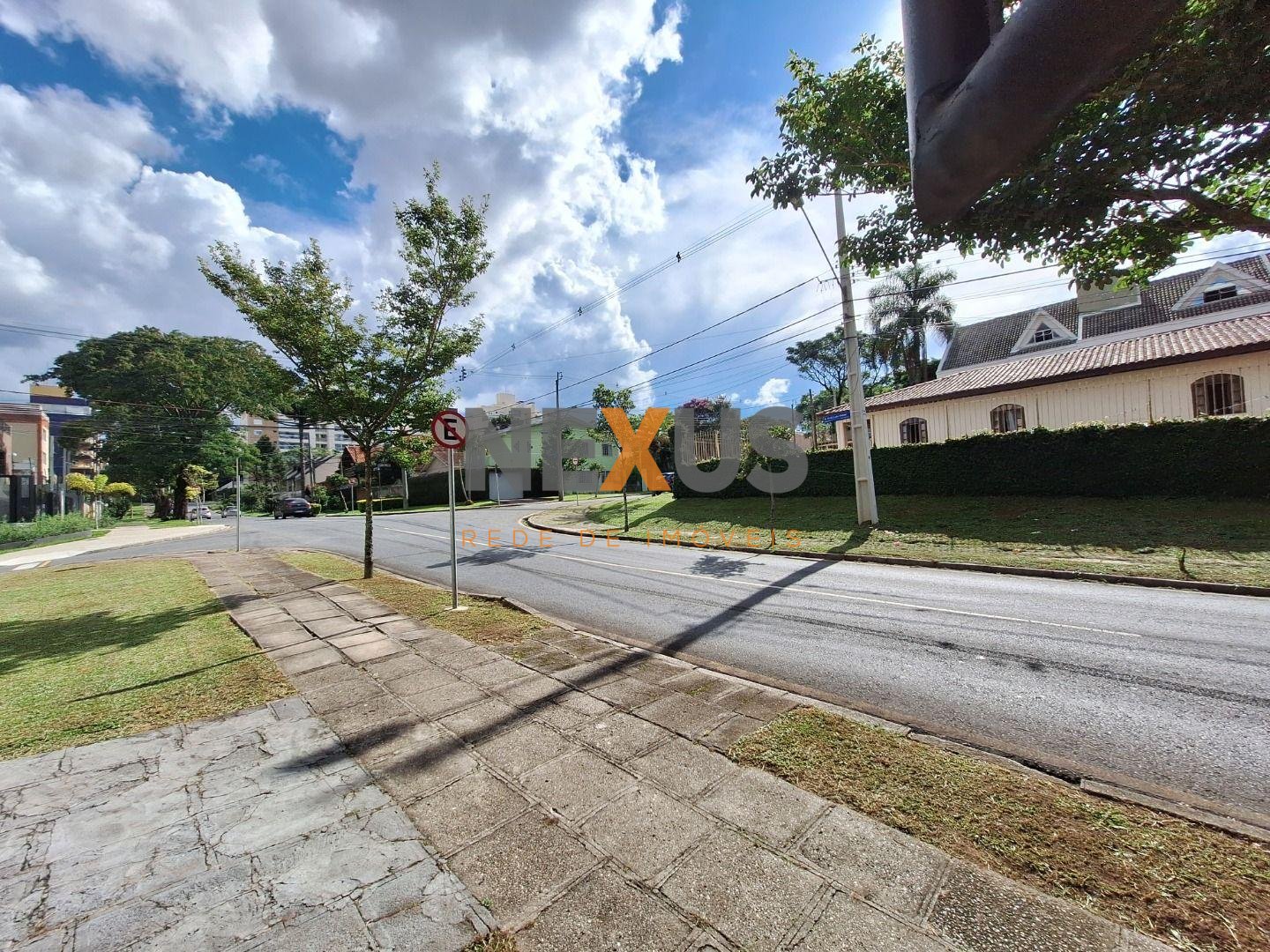 Terreno de Esquina à Venda no Água Verde  416 m  em Localizaç...