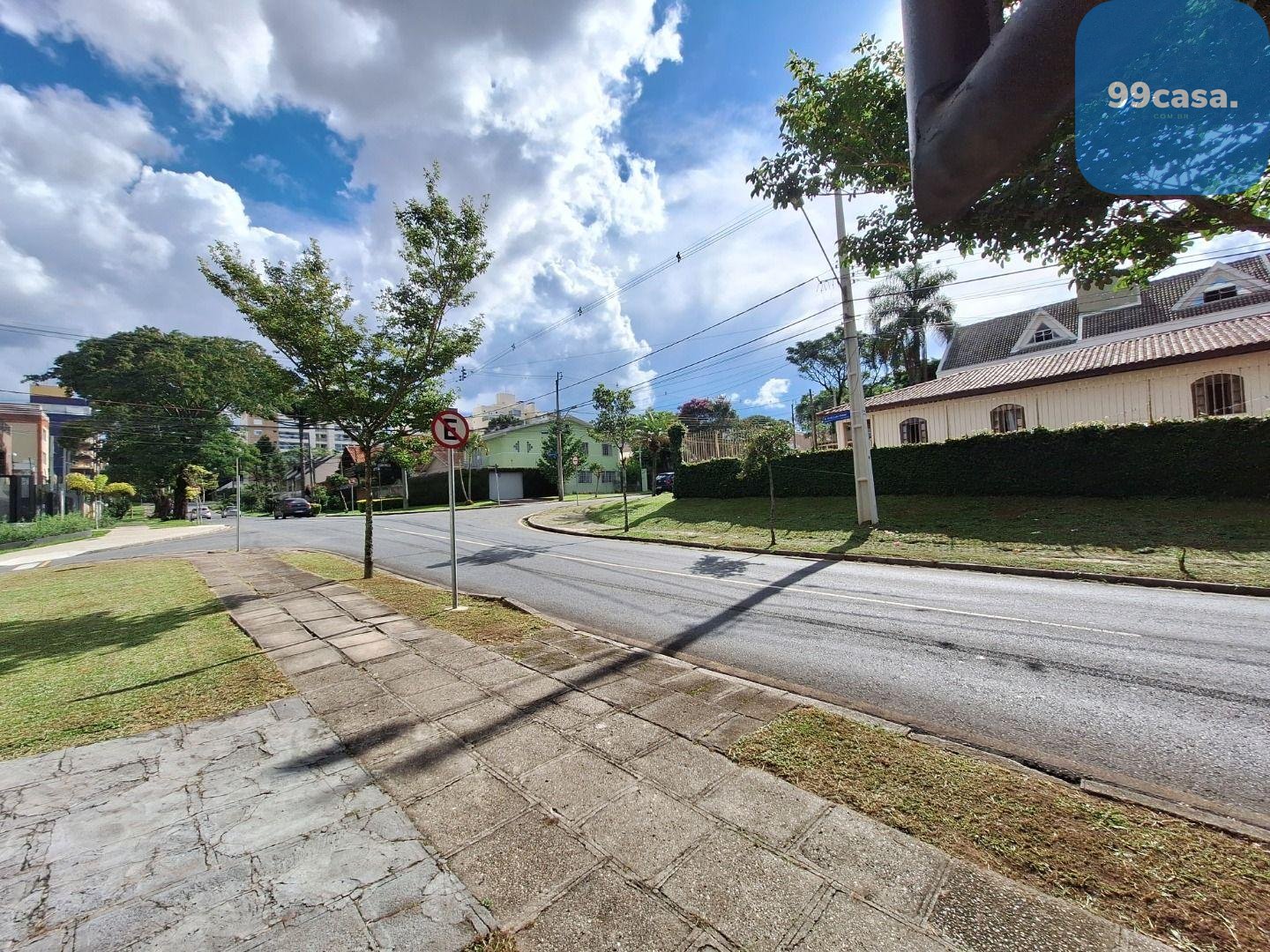 Terreno de Esquina à Venda no Água Verde  416 m  em Localizaç...