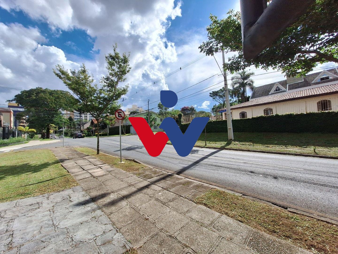 Terreno de Esquina à Venda no Água Verde  416 m  em Localizaç...