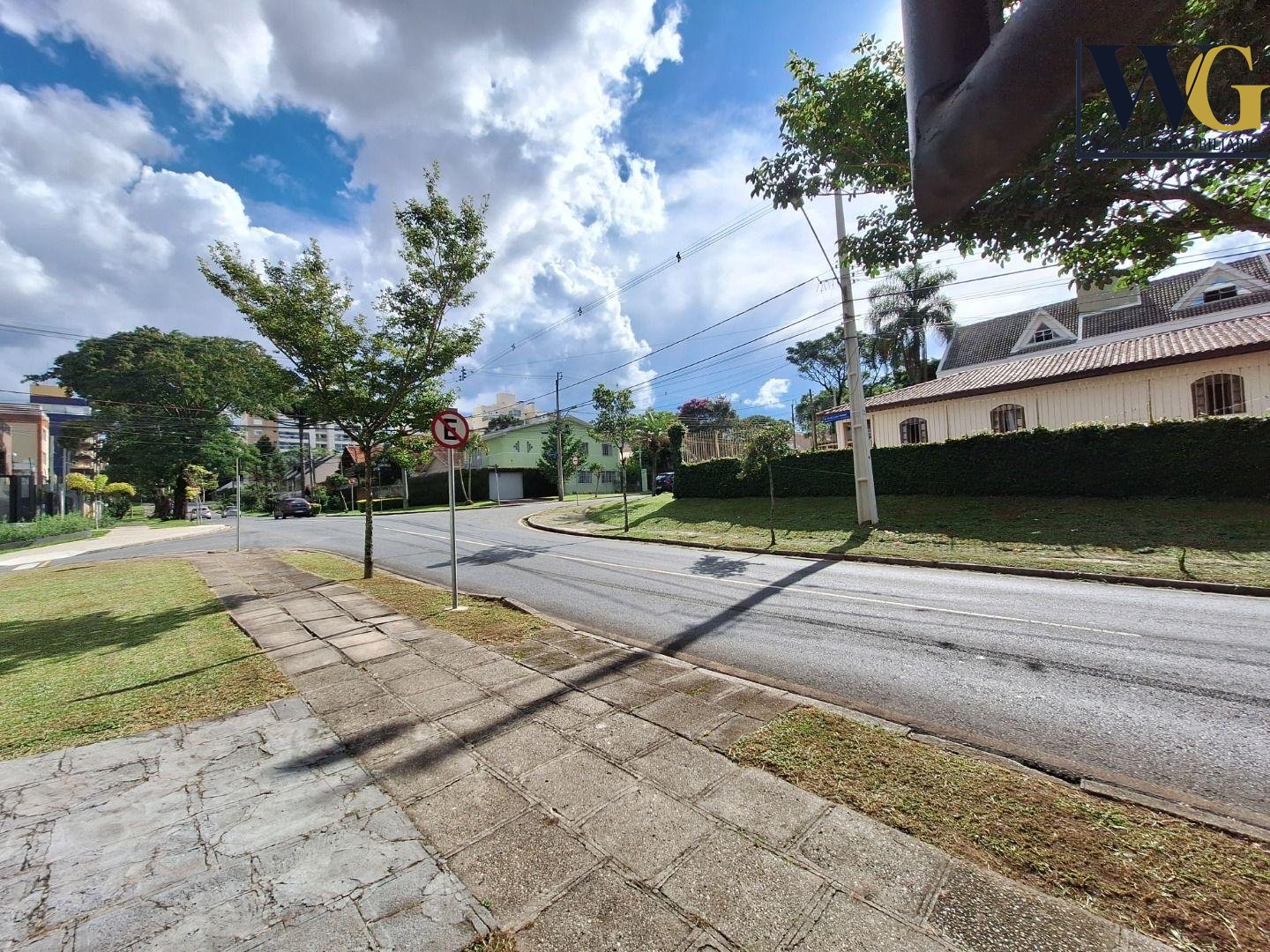 Terreno de Esquina à Venda no Água Verde  416 m  em Localizaç...