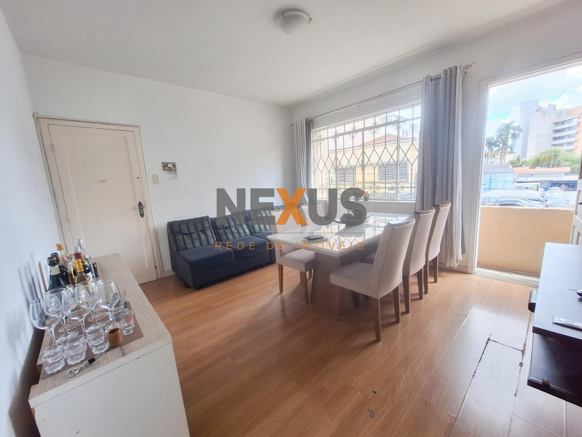 Apartamento Amplo à Venda no Centro de Curitiba  115 m  na Ru...