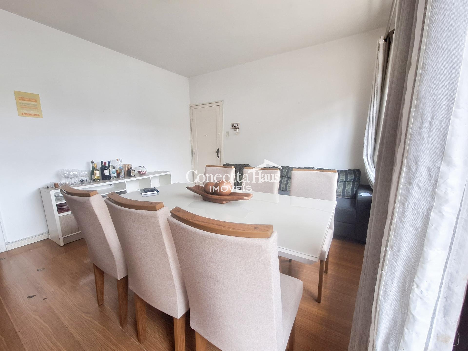 Apartamento Amplo à Venda no Centro de Curitiba  115 m  na Ru...
