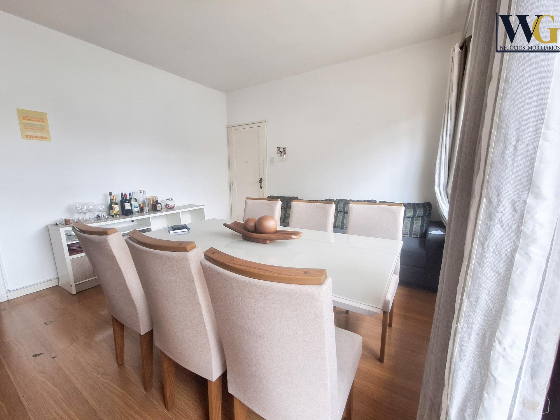 Apartamento Amplo à Venda no Centro de Curitiba  115 m  na Ru...