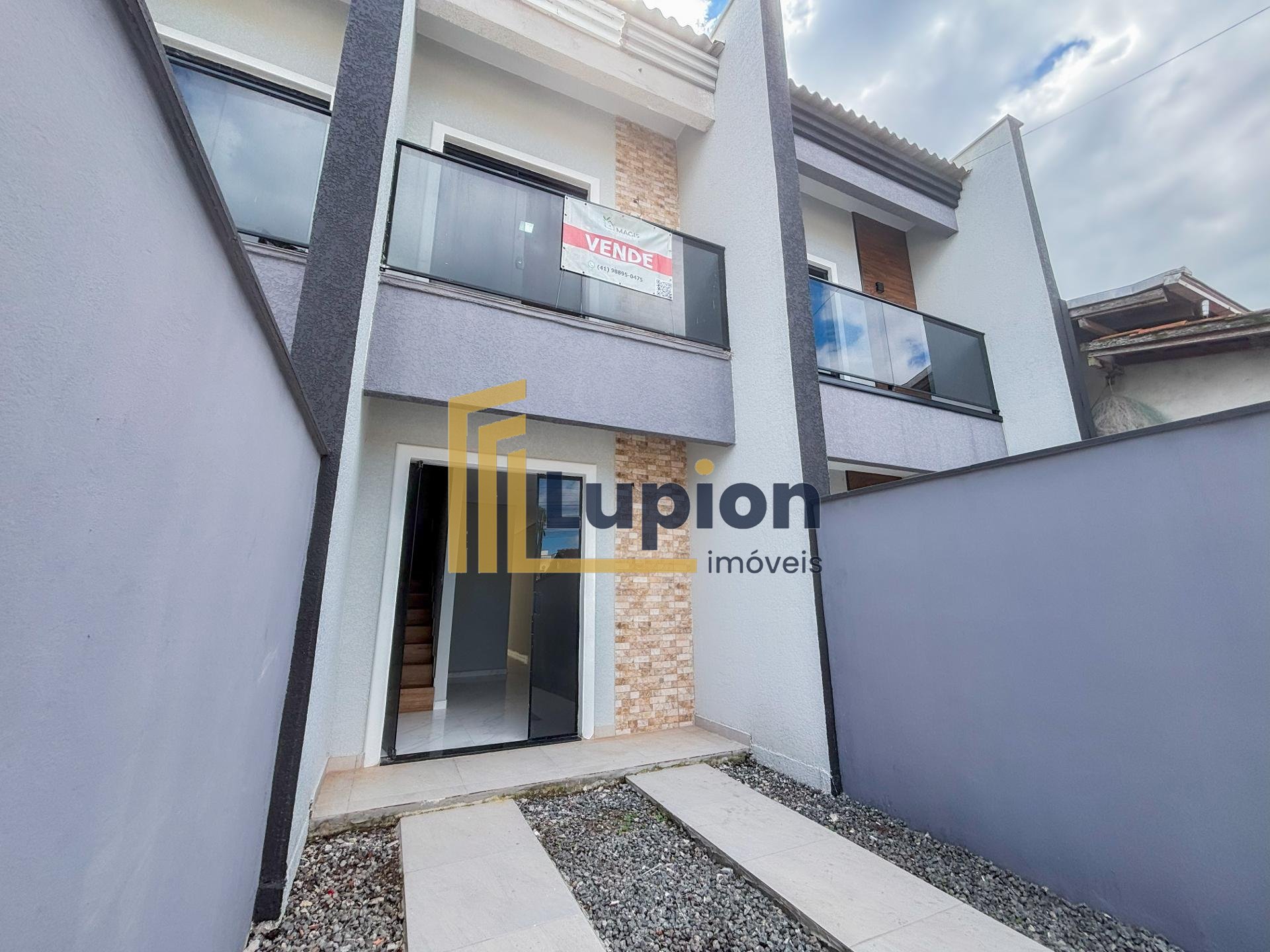 Geminados Reformados no Residencial Vitória | Prontos para Mor...