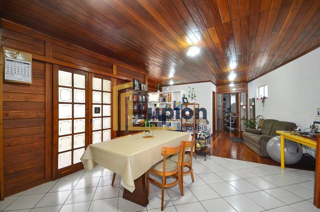 Casa com Galpão em Terreno ZR-2 à Venda | Barreirinha