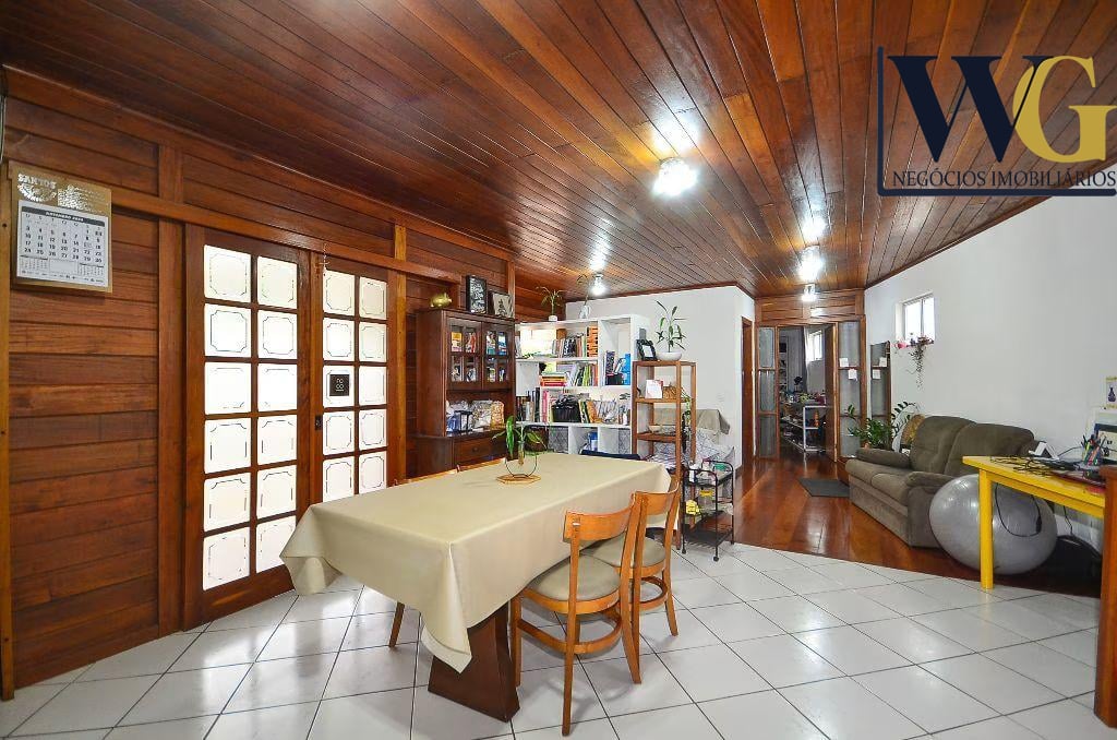 Casa com Galpão em Terreno ZR-2 à Venda | Barreirinha