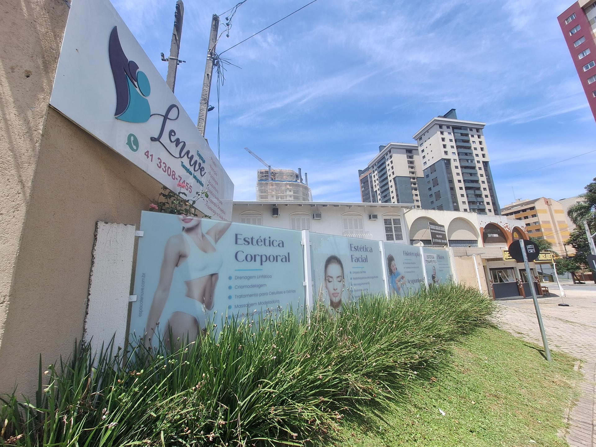 Sala Equipada com Maca e Cadeiras para Locação no Centro Clíni...