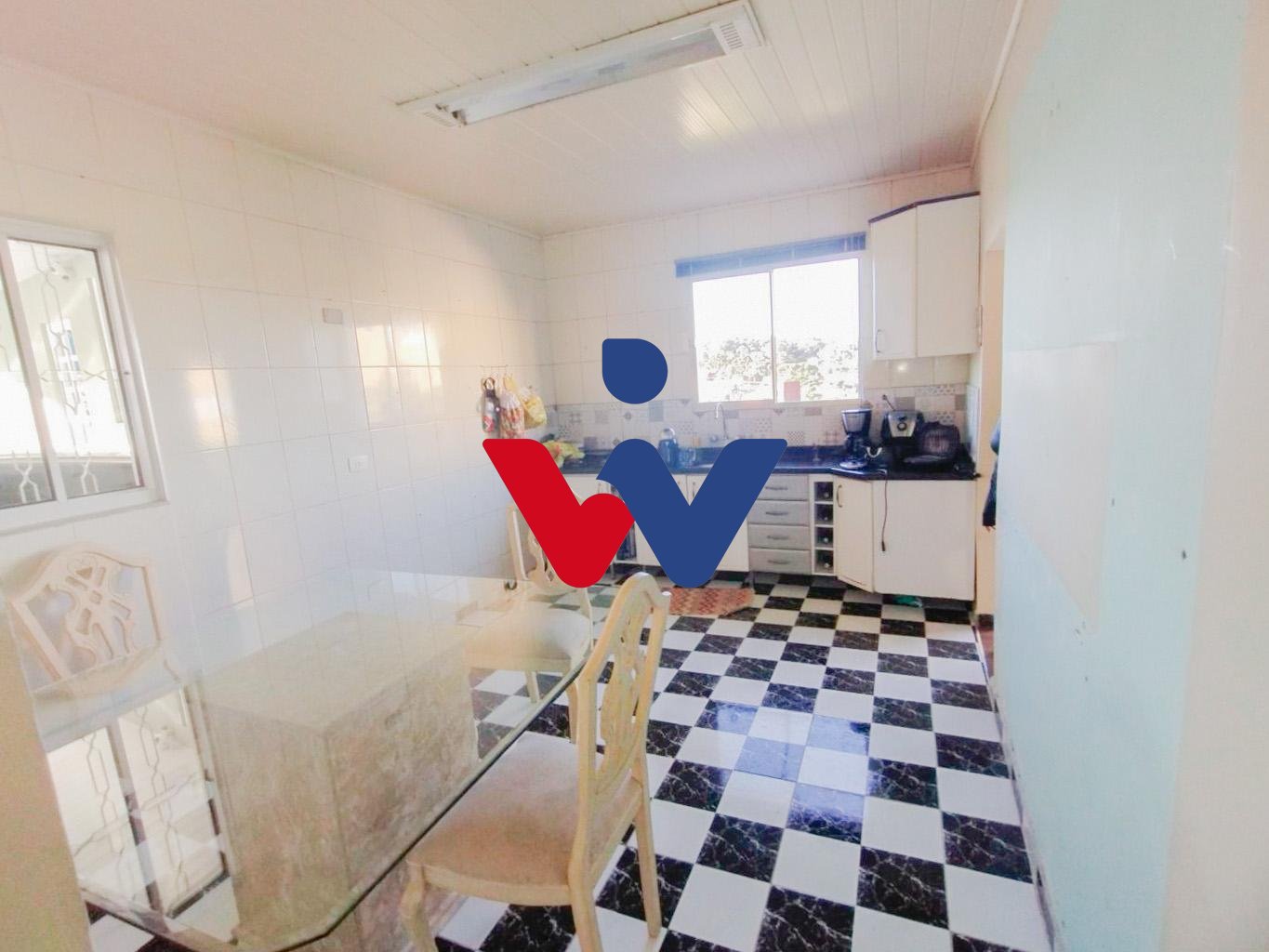 Residência Ampla com Piscina e Vista para a Natureza  Vila Gi...