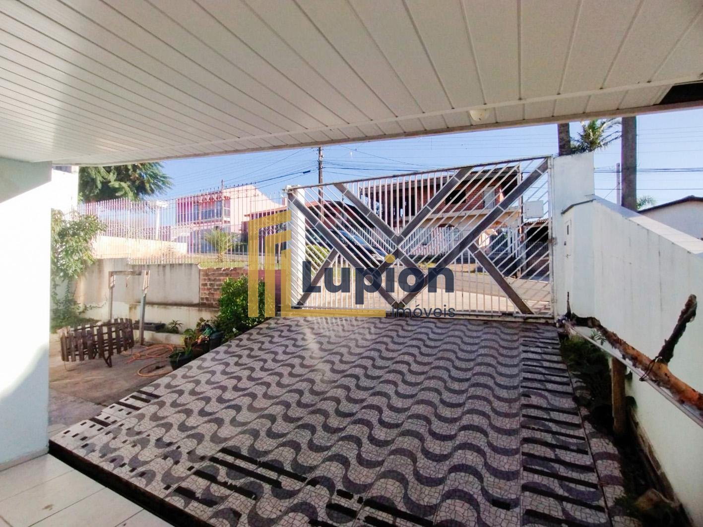 Residência Ampla com Piscina e Vista para a Natureza  Vila Gi...