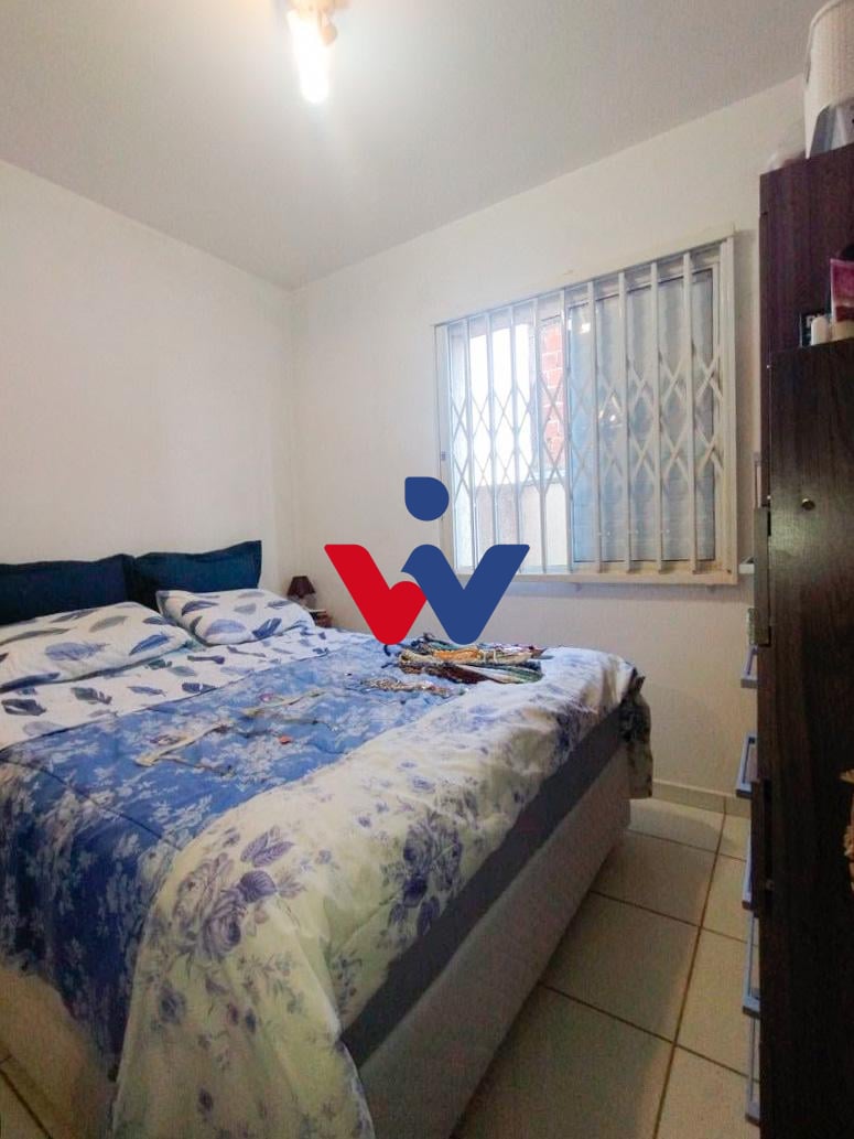 Apartamento térreo à venda em Colombo com 3 quartos próximo ao...