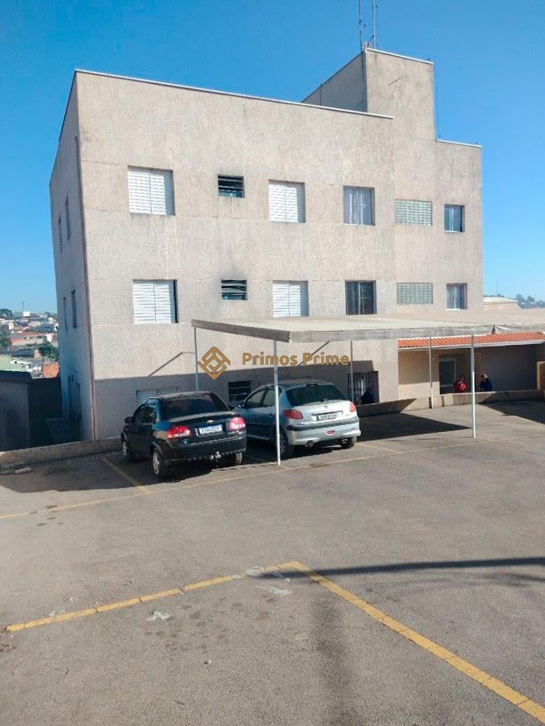 Apartamento t?rreo ? venda em Colombo com 3 quartos pr?ximo ao...