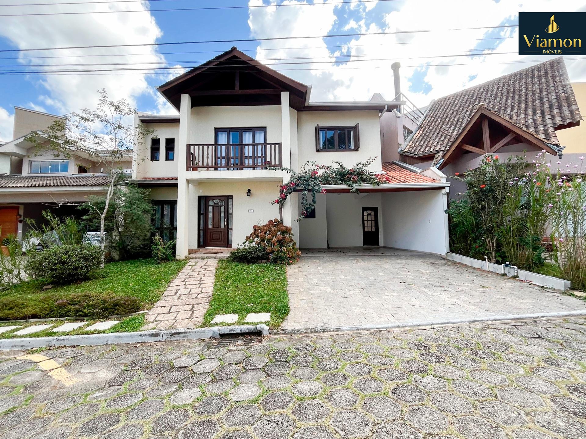 Casa em Condomínio à Venda no Abranches | Curitiba | Suíte Mas...