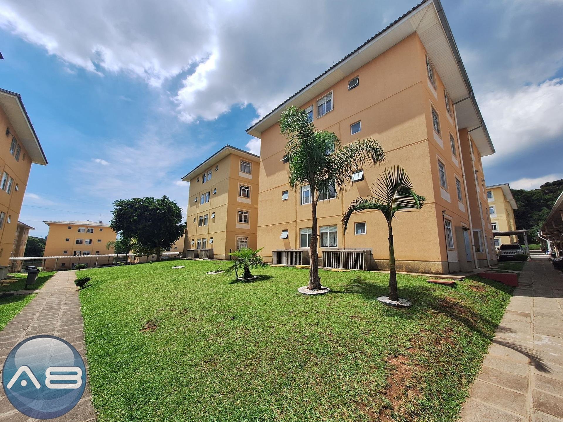 Apartamento Semi Mobiliado com 2 Quartos à Venda no Residencia...