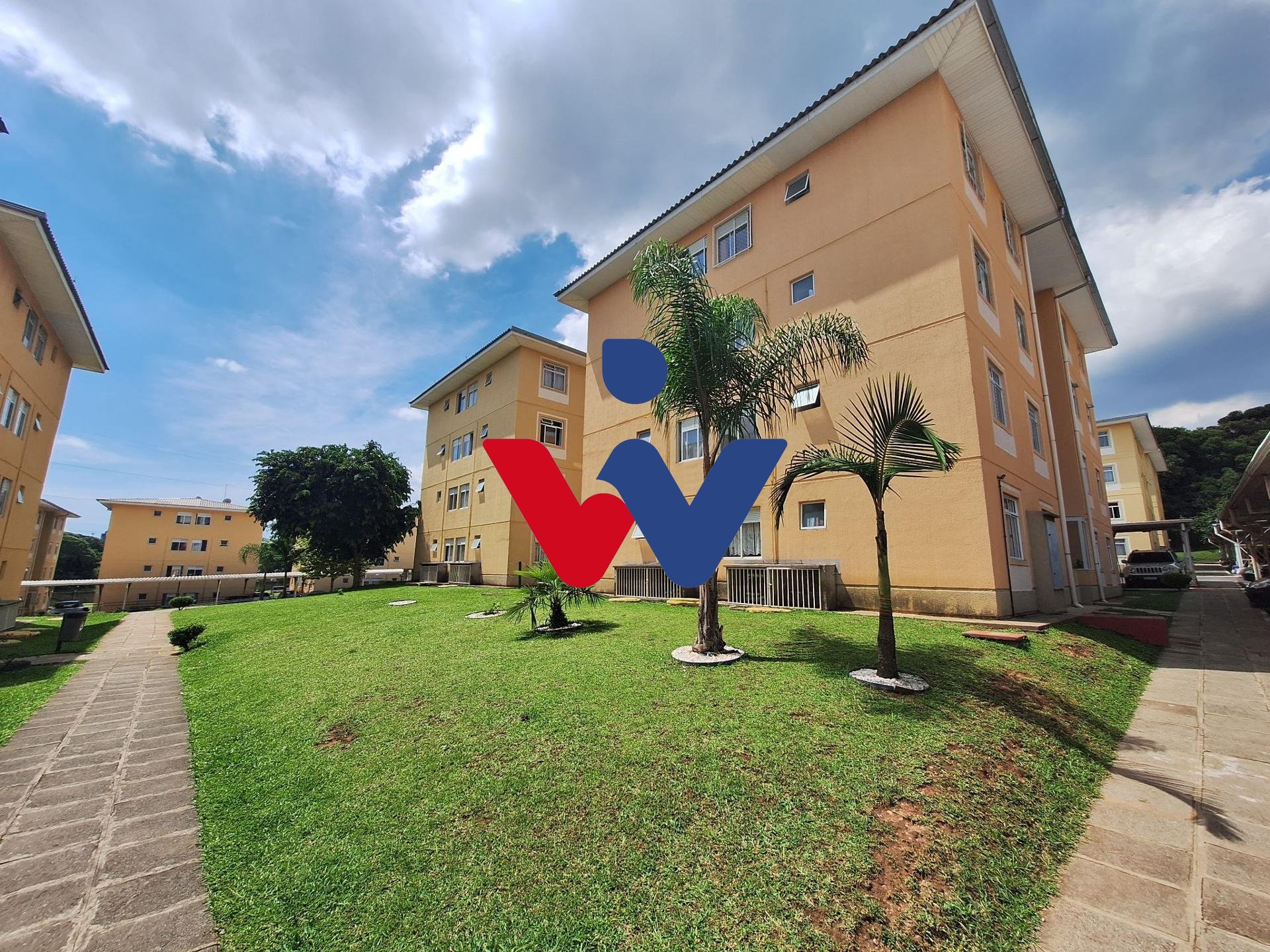 Apartamento Semi Mobiliado com 2 Quartos à Venda no Residencia...