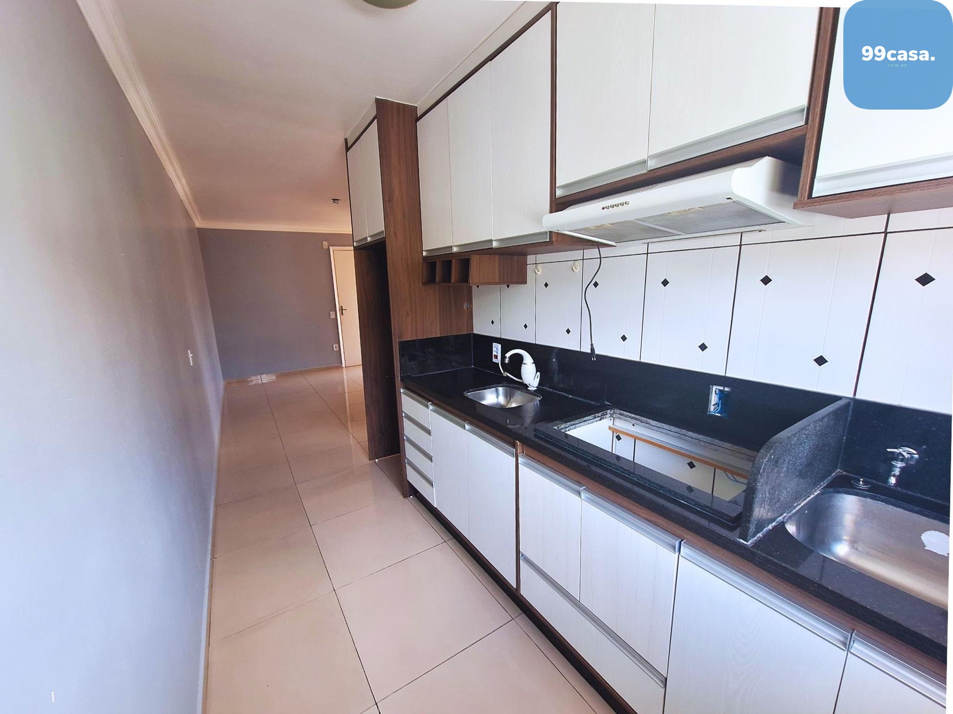 Apartamento Semi Mobiliado com 2 Quartos à Venda no Residencia...