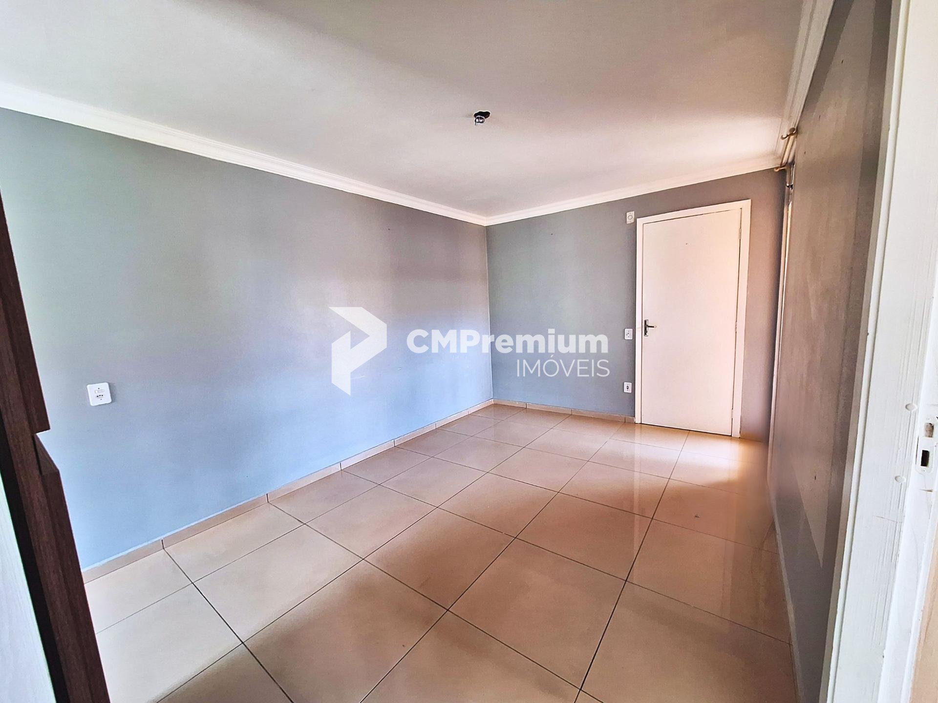 Apartamento Semi Mobiliado com 2 Quartos à Venda no Residencia...