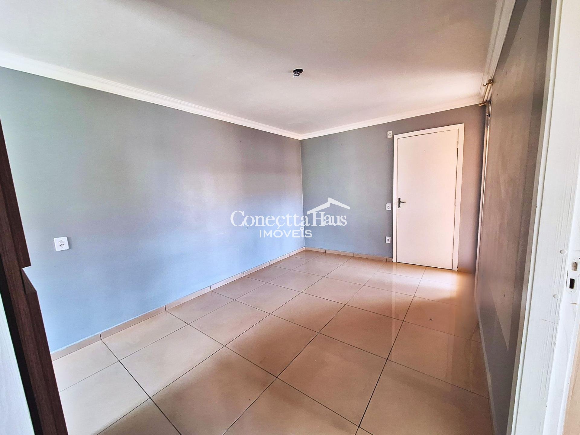 Apartamento Semi Mobiliado com 2 Quartos à Venda no Residencia...