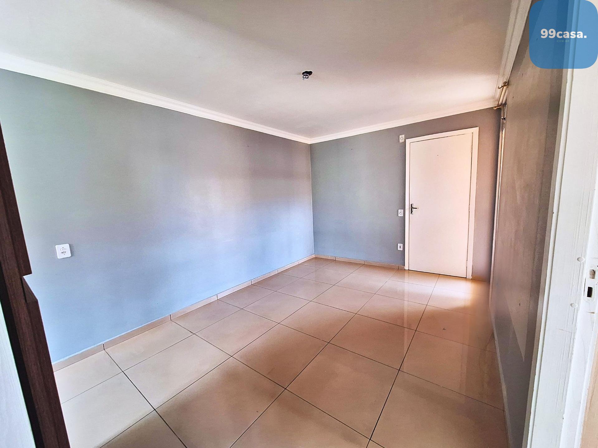 Apartamento Semi Mobiliado com 2 Quartos à Venda no Residencia...