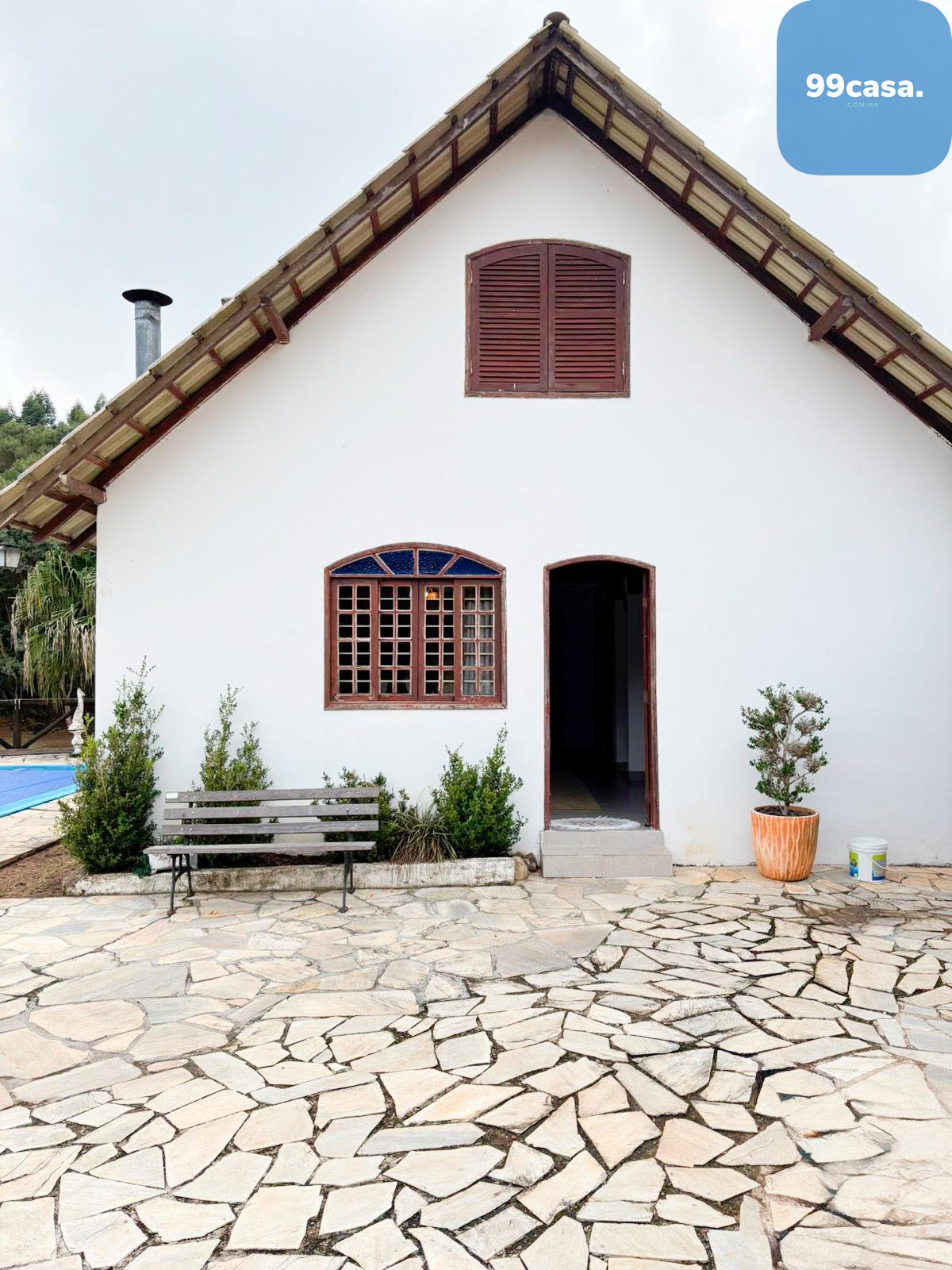 Fazenda com 77,95 Hectares, Casa com Piscina e R  2 Milhões em...