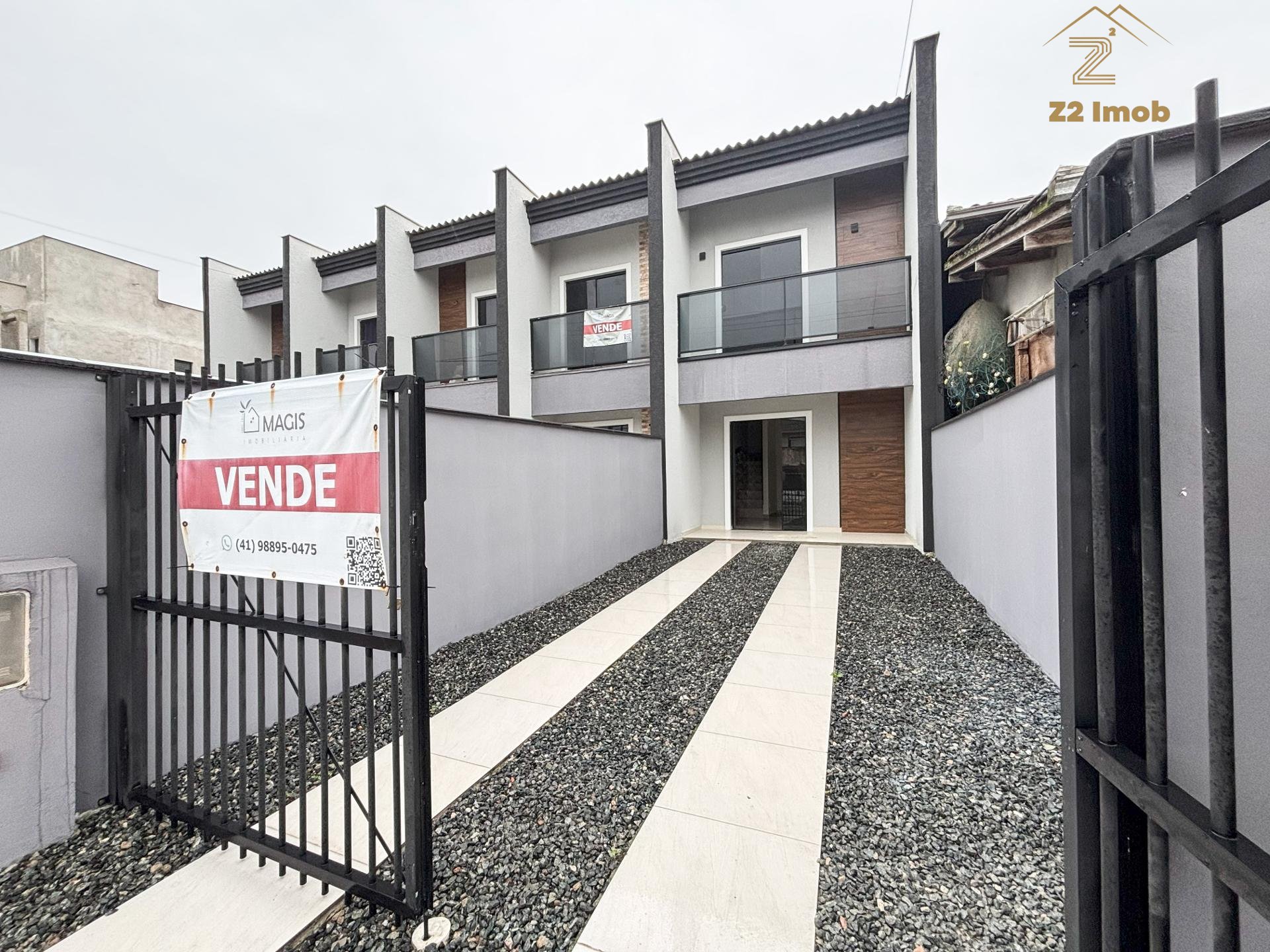 Sobrado Novo à Venda no Bairro Aventureiros | Joinville | Pron...