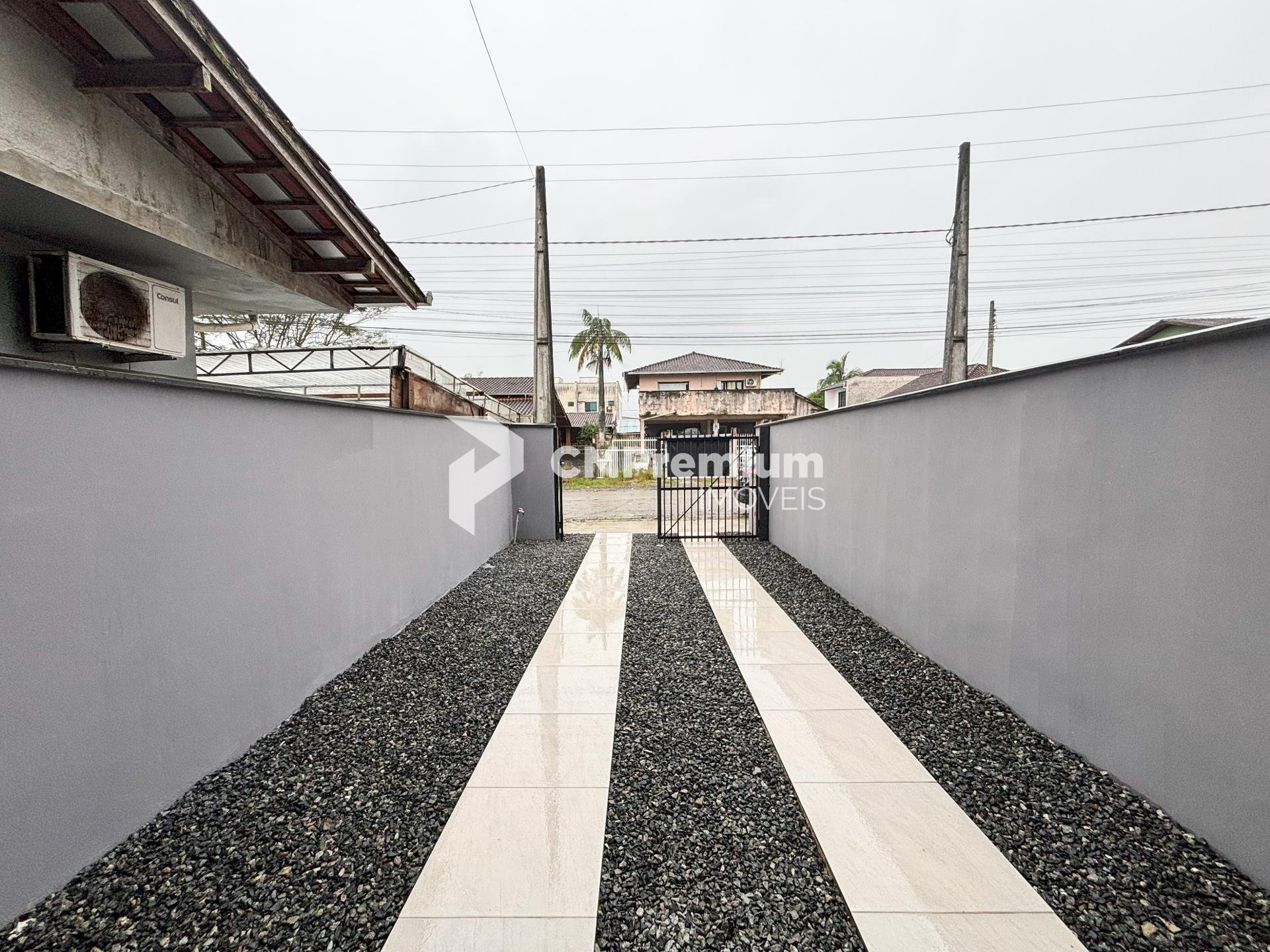 Sobrado Novo à Venda no Bairro Aventureiros | Joinville | Pron...