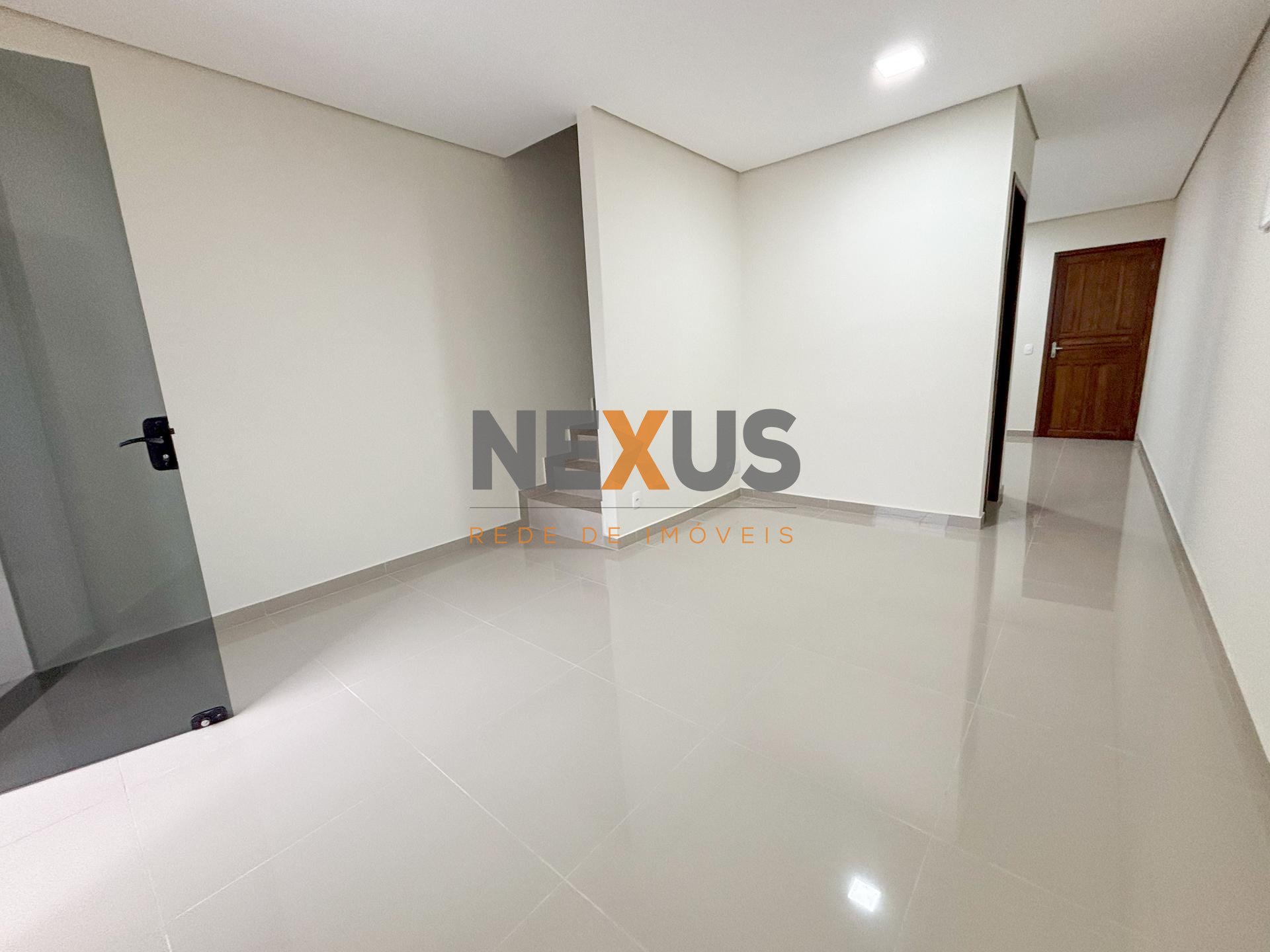 Sobrado Novo à Venda no Bairro Aventureiros | Joinville | Pron...