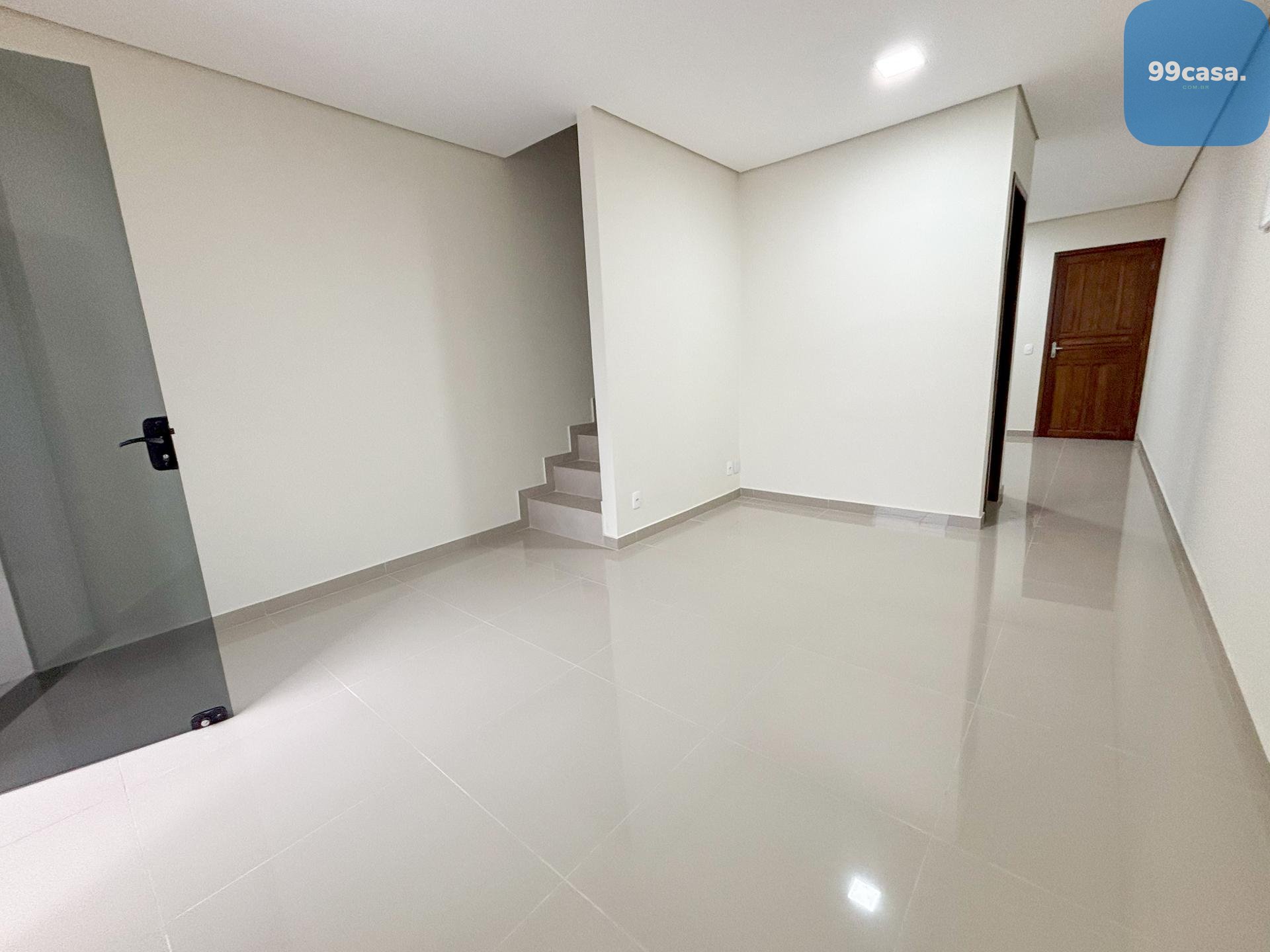 Sobrado Novo à Venda no Bairro Aventureiros | Joinville | Pron...