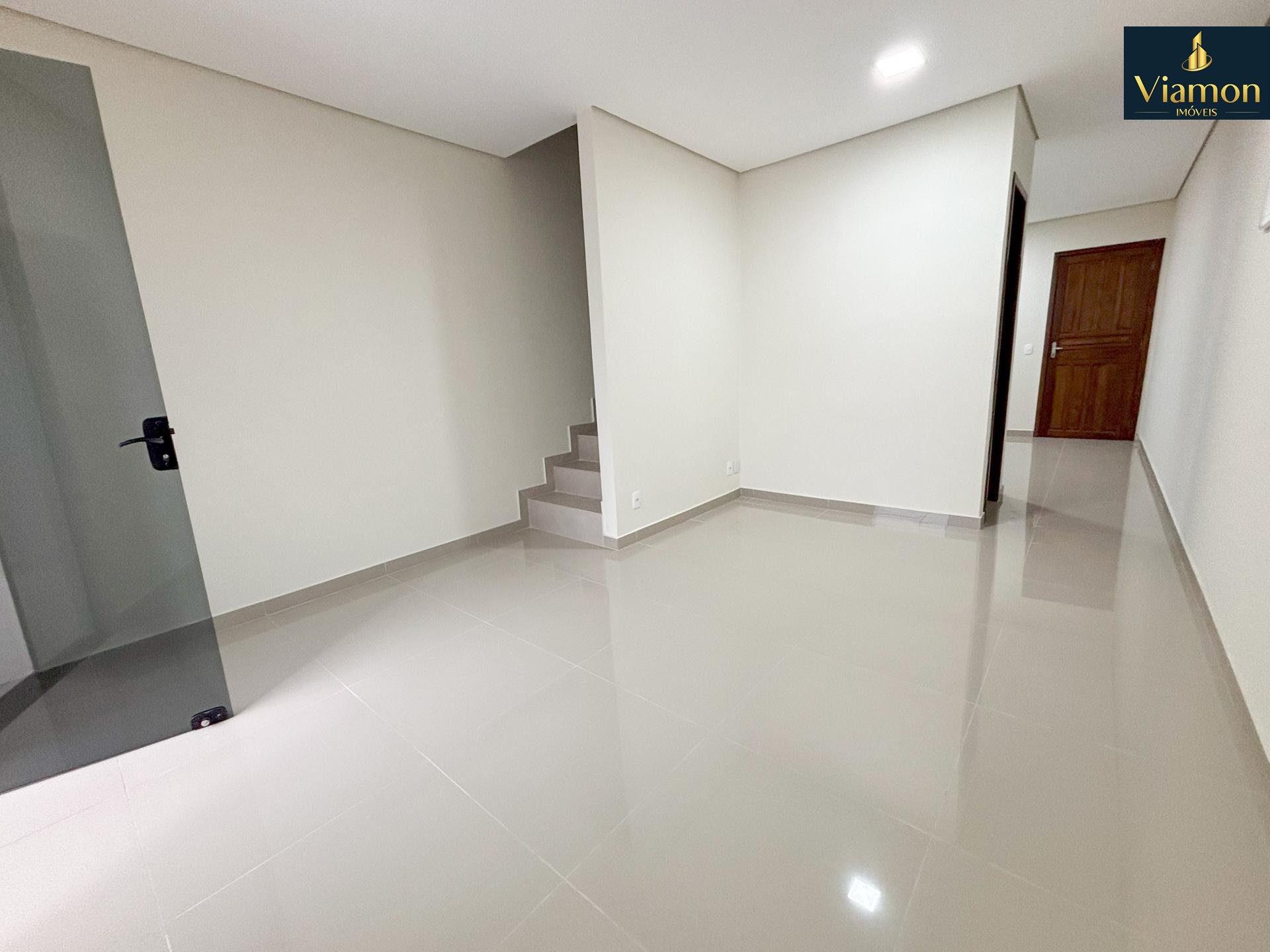 Sobrado Novo à Venda no Bairro Aventureiros | Joinville | Pron...