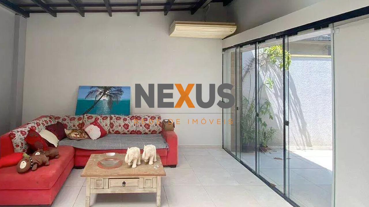 Casa térrea com 2 suítes, espaço gourmet e excelente localizaç...