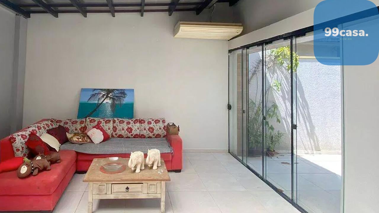 Casa térrea com 2 suítes, espaço gourmet e excelente localizaç...