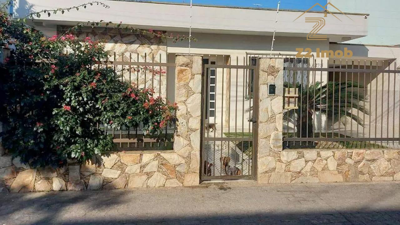Casa térrea com 2 suítes, espaço gourmet e excelente localizaç...