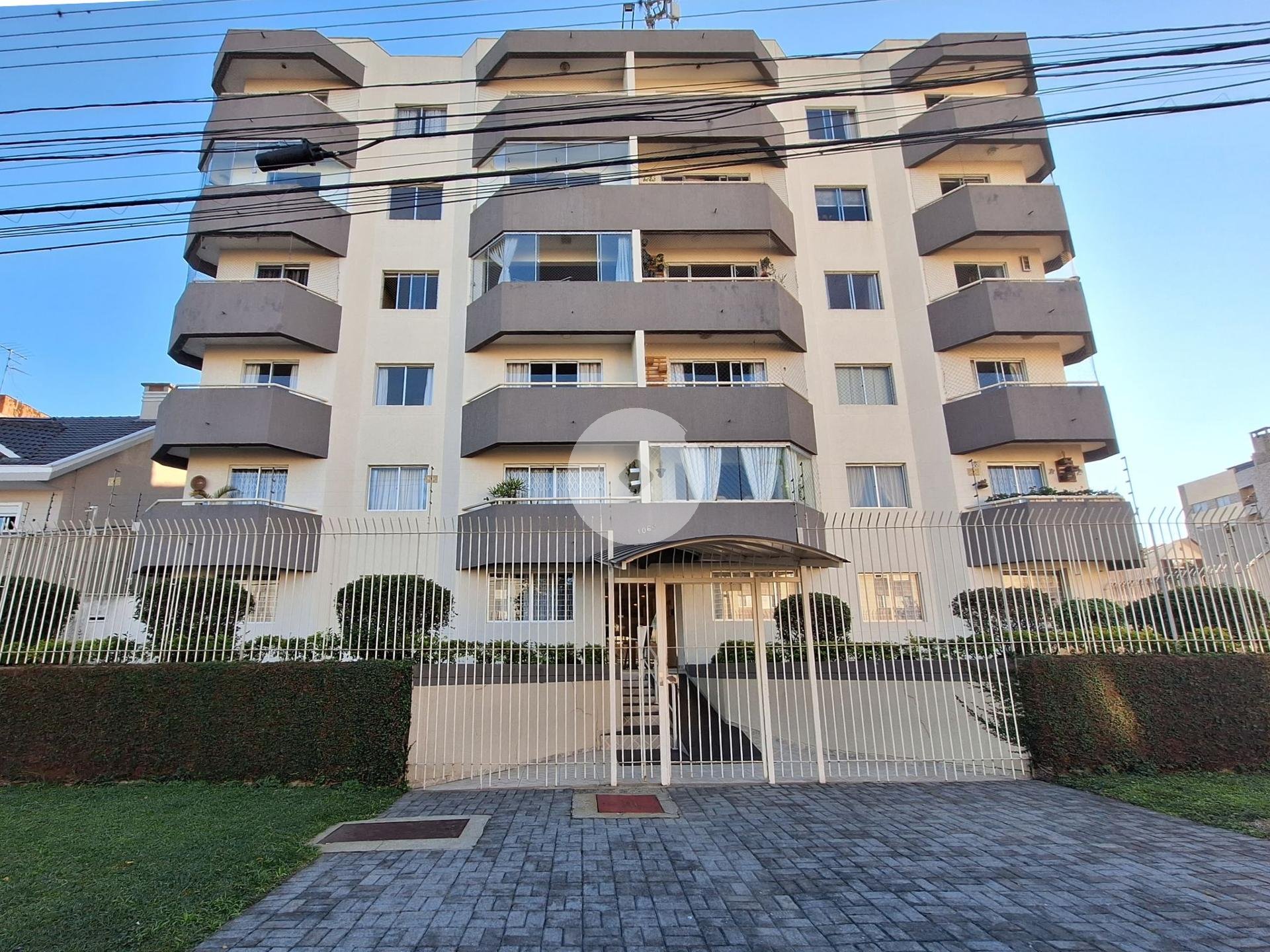 Apartamento à Venda no Ahú | Alto Padrão Reformado| Curitiba