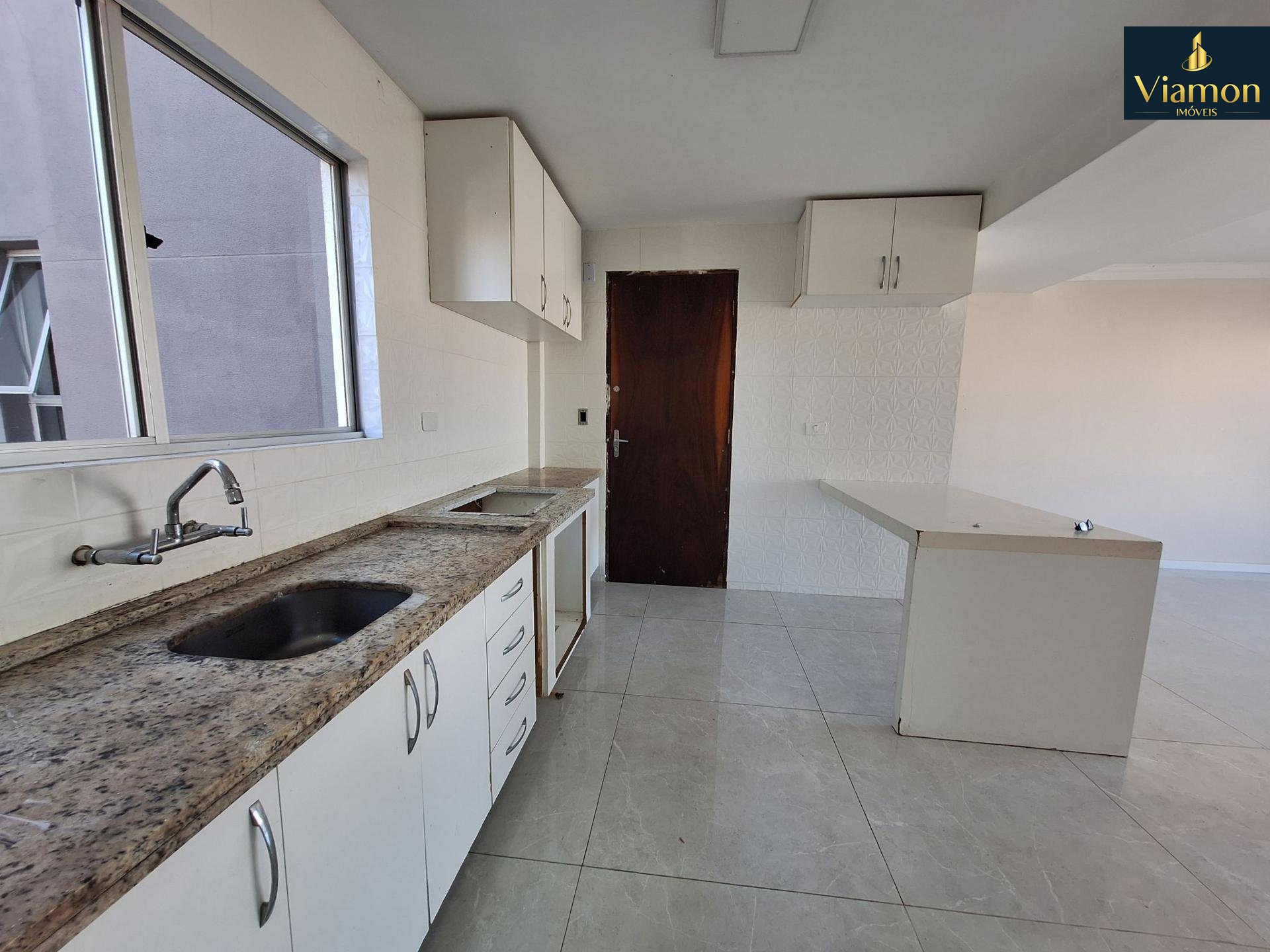 Apartamento à Venda no Ahú | Alto Padrão Reformado| Curitiba