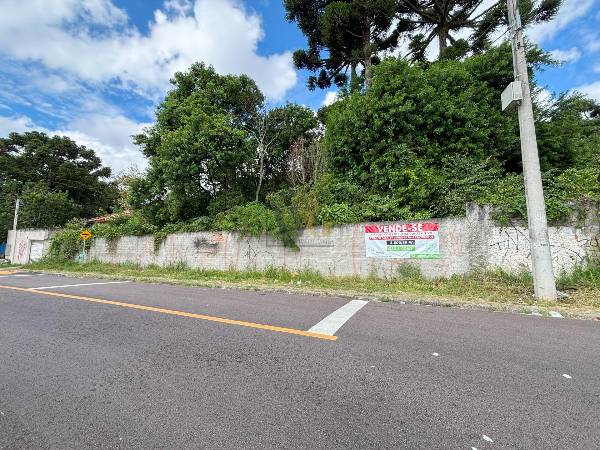 Terreno exclusivo 2453 m  à venda, Cidade Industrial de Curiti...