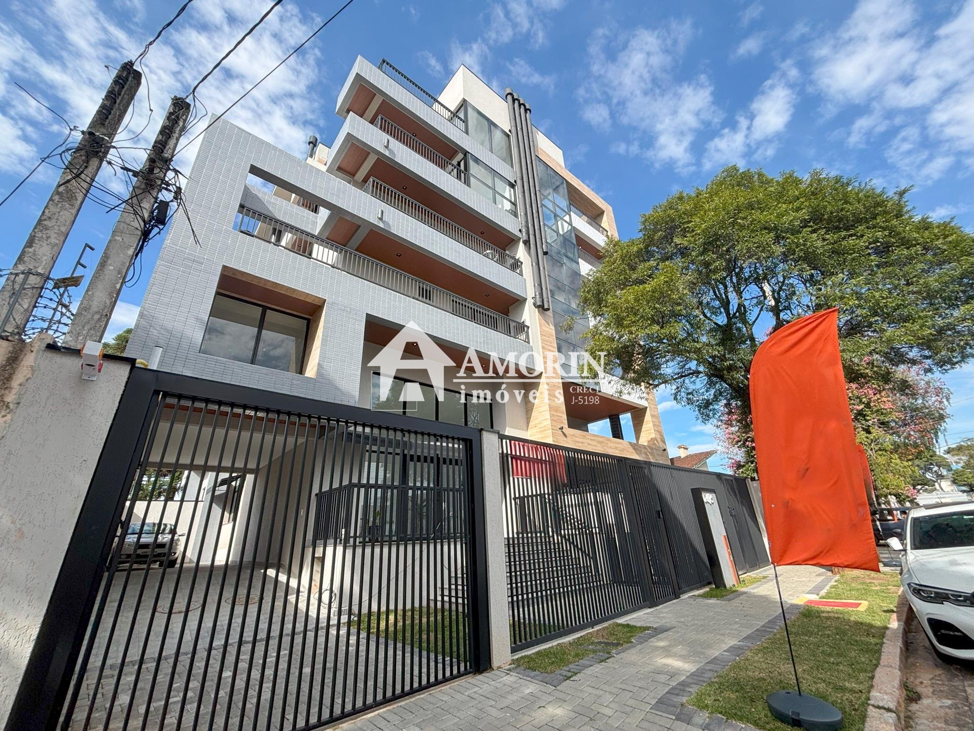 Oportunidade para Morar ou Investir ? 2 Quartos perto da UEL p...